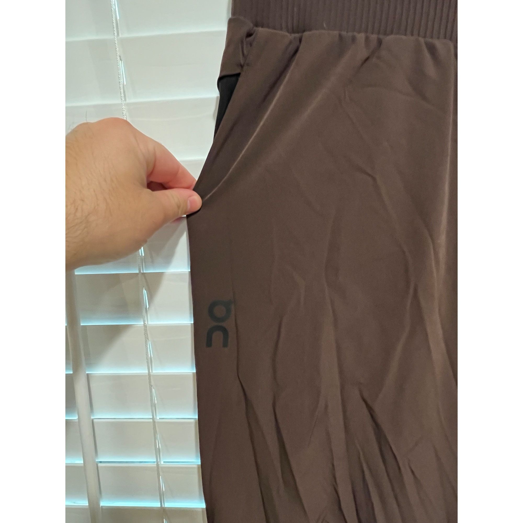 On On Cloud Movement Running Sweatpants - Size XL Size US 36 / EU 52 - 2 Thumbnail