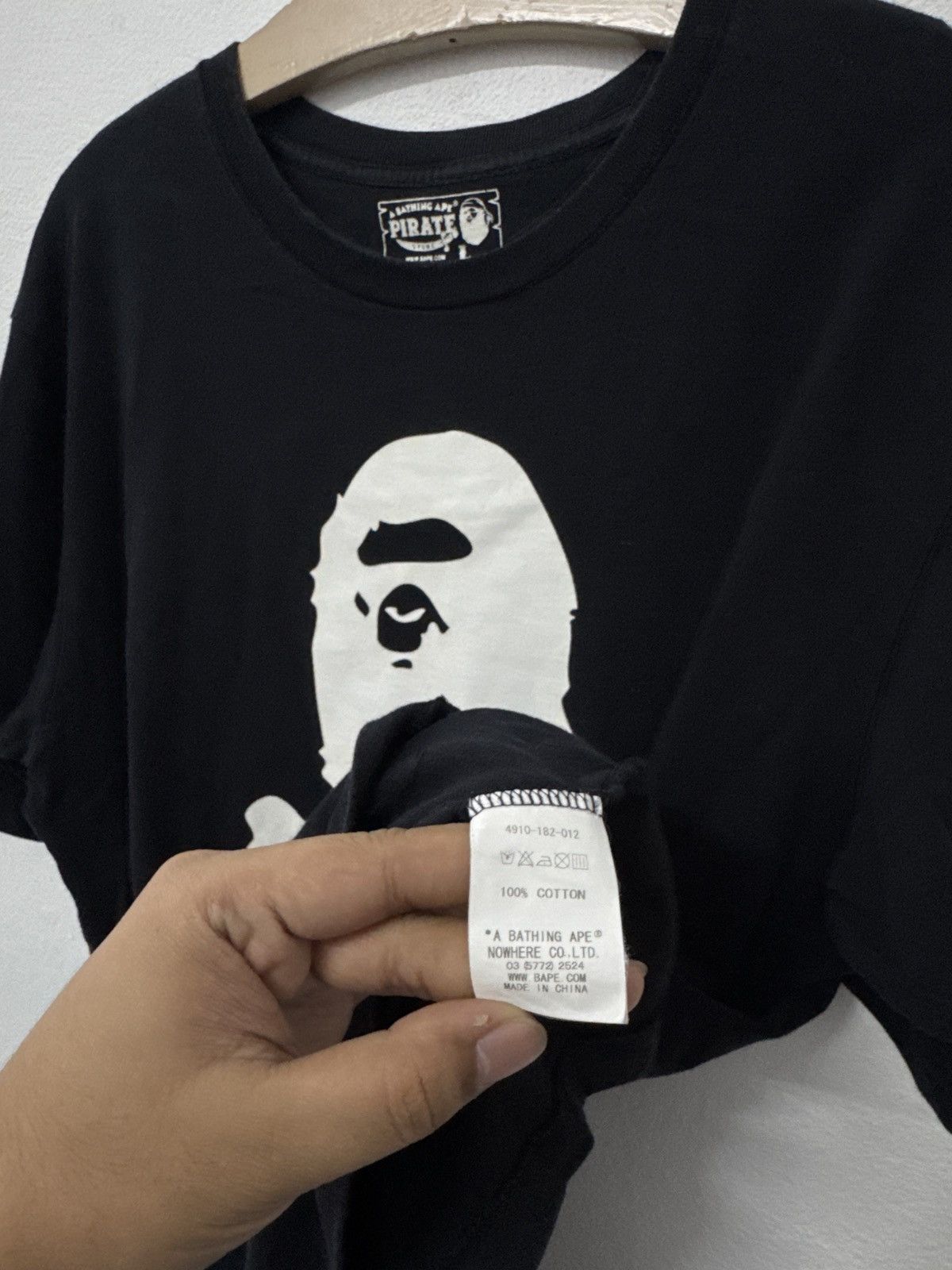 Bape A Bathing Ape Pirate Tee Size US L / EU 52-54 / 3 - 5 Thumbnail