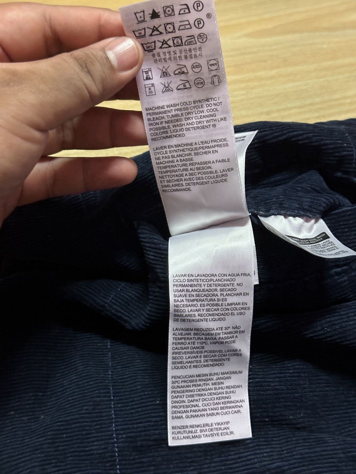 Levi's 🔥Levi’s Reversible Corduroy Vest Size US M / EU 48-50 / 2 - 21 Thumbnail
