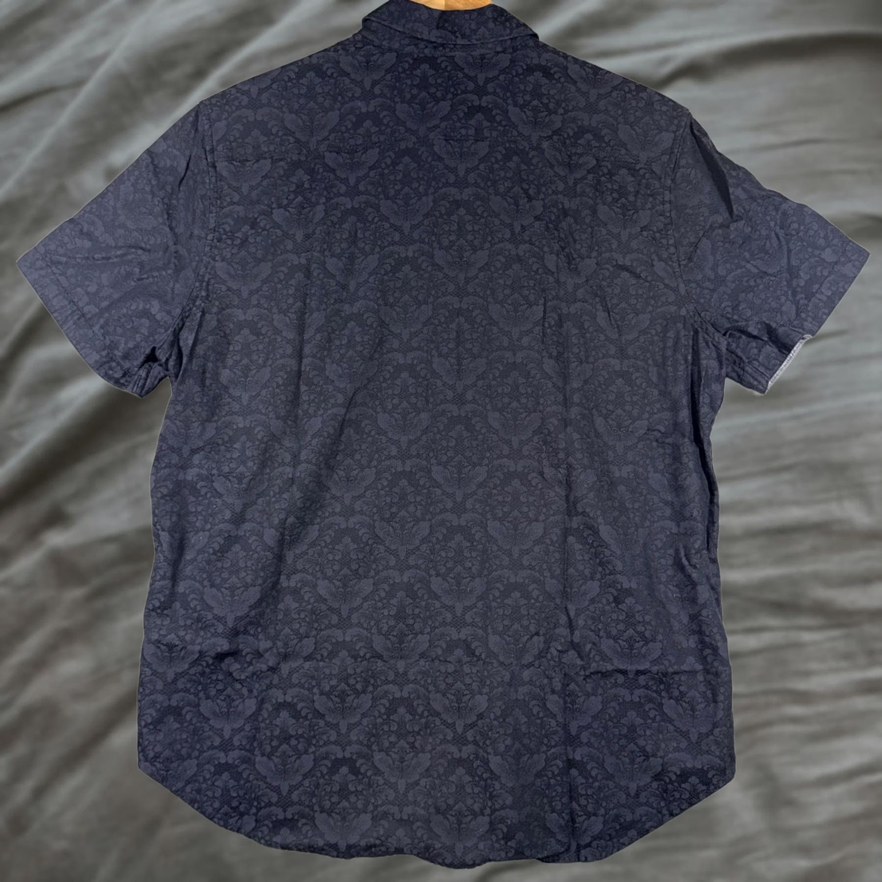 Robert Graham VINTAGE Robert Graham Shirt Mens XL Black Floral Jacquard Short Sleeve Button Front Size US XL / EU 56 / 4 - 1 Thumbnail