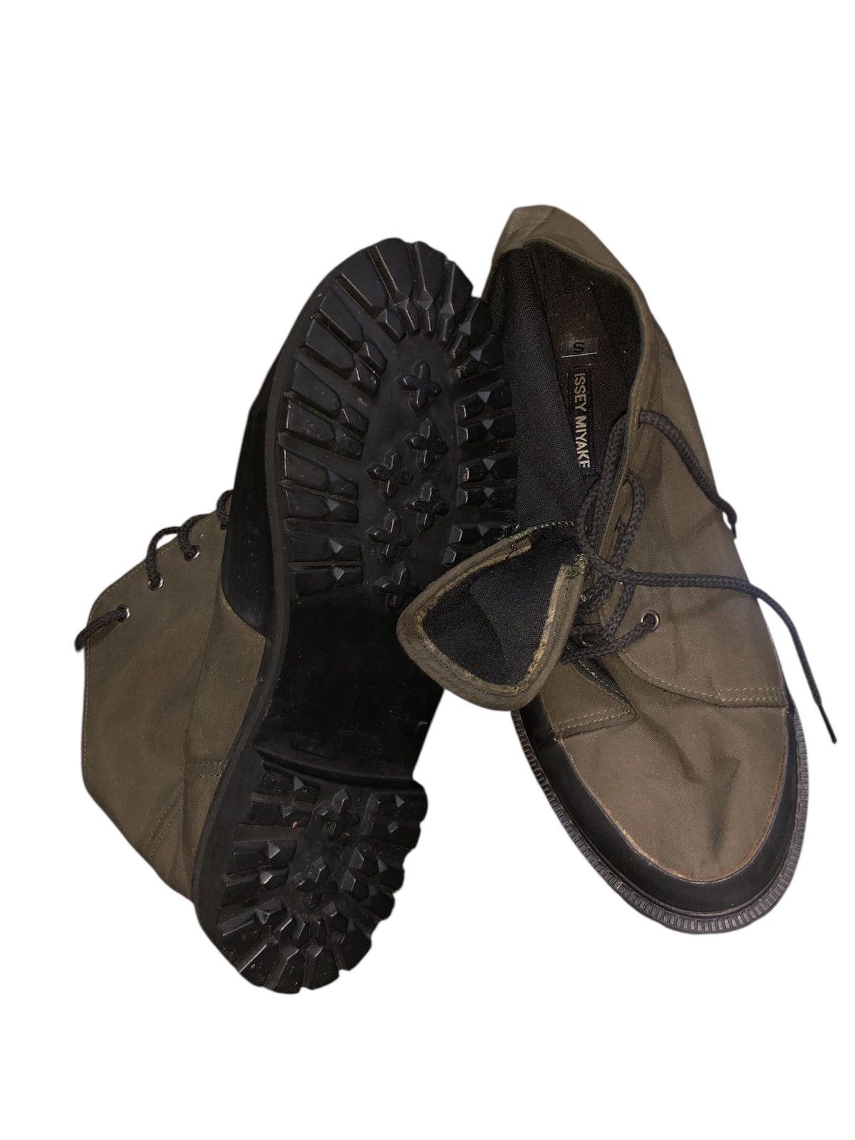 Designer × Issey Miyake ISSEY MIYAKE SHOES UNISEX Size US 6 / EU 39 - 2 Thumbnail