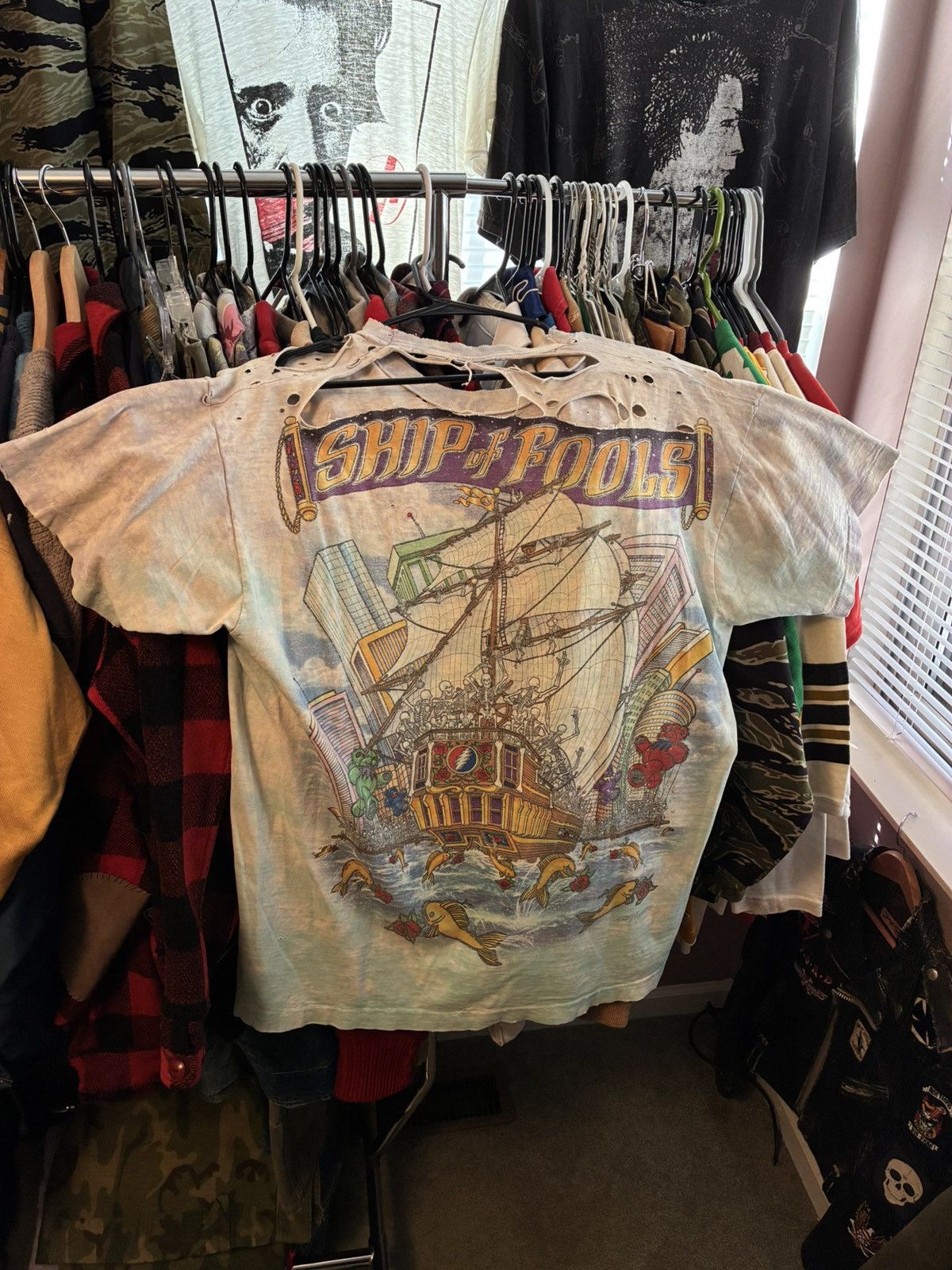 Liquid Blue Vintage distressed 90s Grateful Dead Liquid Blue tee Size US XL / EU 56 / 4 - 5 Thumbnail
