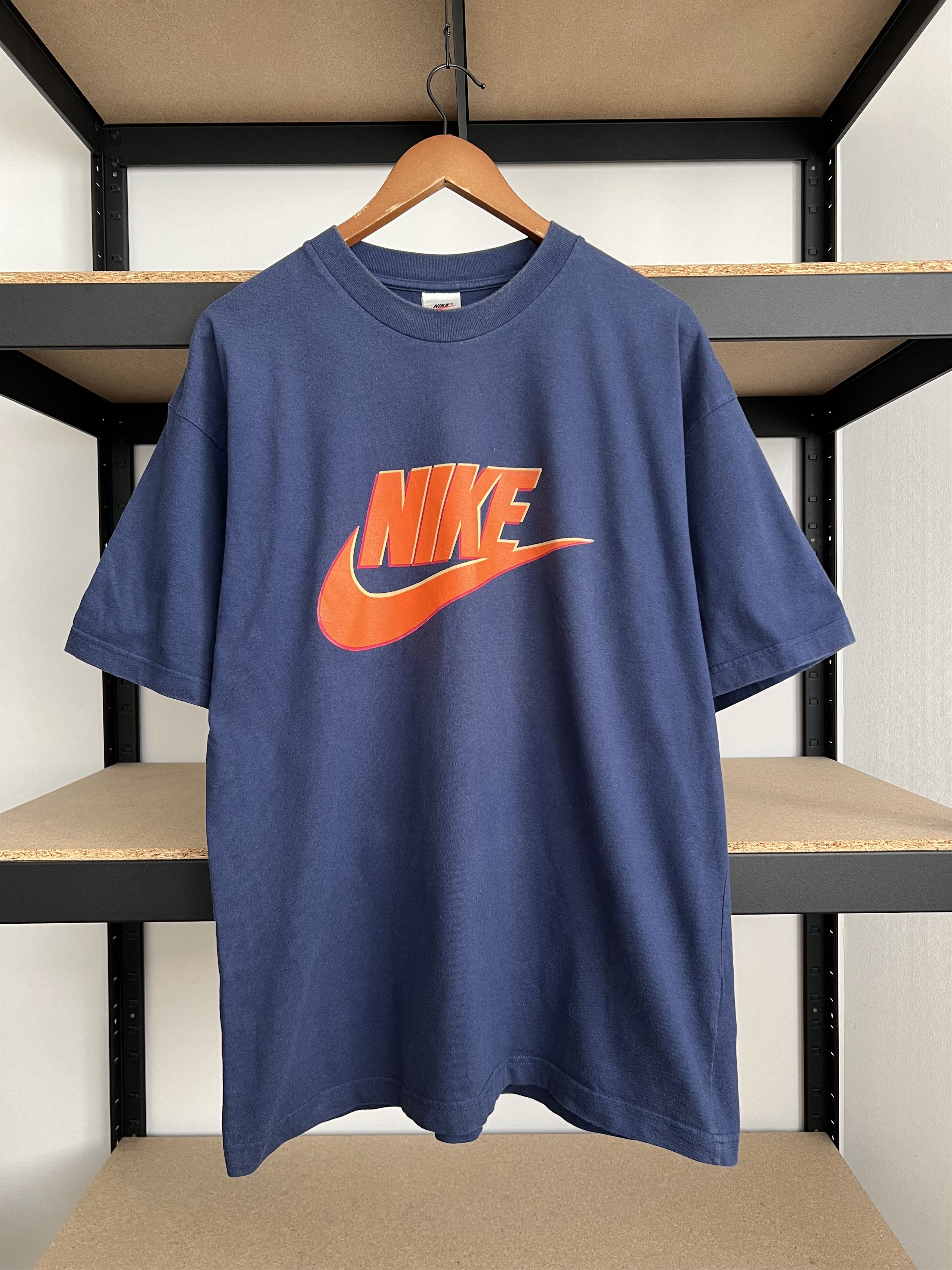 Nike Vintage 90s Nike Blue T-shirt Size US L / EU 52-54 / 3 - 1 Thumbnail