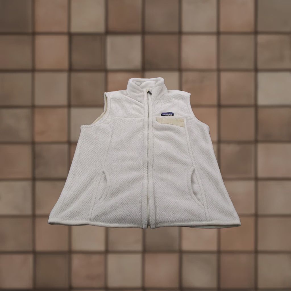 Patagonia Patagonia Vest Jacket Womens L Beige ReTool Fuzzy Fleece Outdoor Hiking 25446 Size L / US 10 / IT 46 - 1 Thumbnail