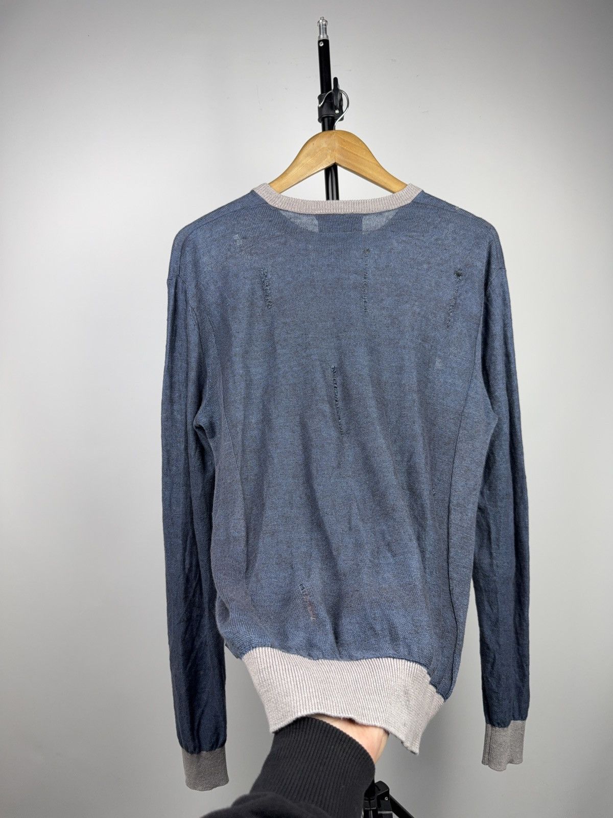 Armani Luxury 00s Armani Jeans Distressed Knit Sweater Faded Blue Size US M / EU 48-50 / 2 - 17 Thumbnail