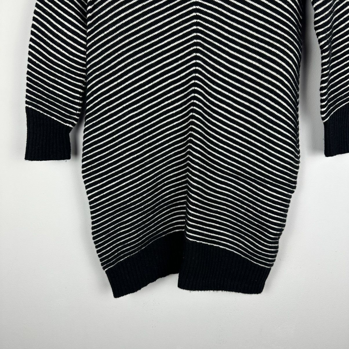 Moncler Moncler Kids Dress 8/130 Size XS / US 0-2 / IT 36-38 - 20 Thumbnail