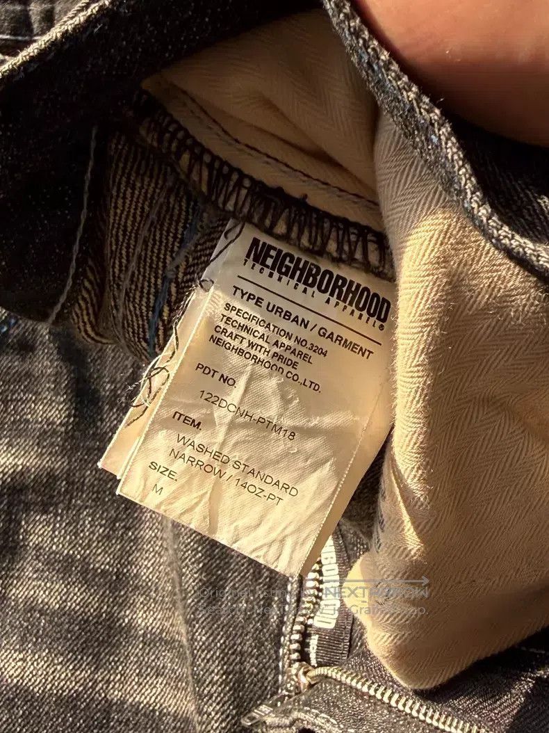 Neighborhood Neighborhood size M jeans Size US 27 - 8 Thumbnail