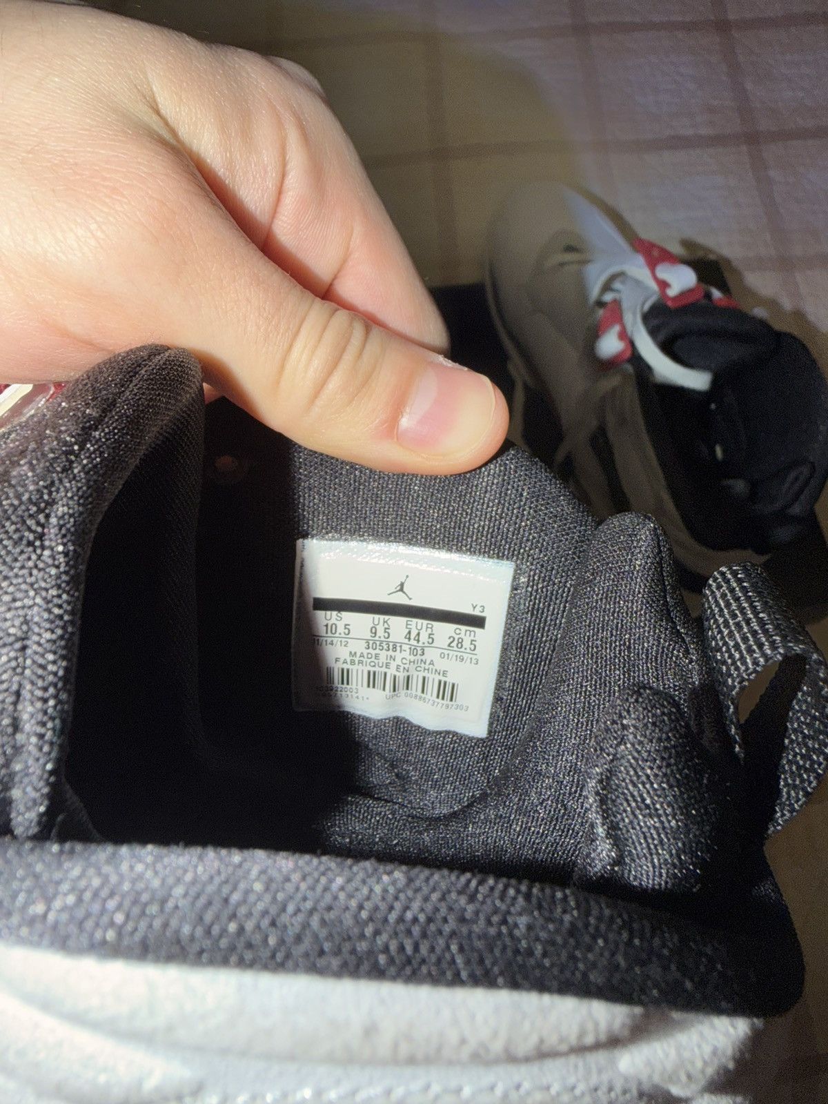 Jordan Brand 2013 Bugs Bunny Air Jordan 8 Size US 10.5 / EU 43-44 - 6 Thumbnail