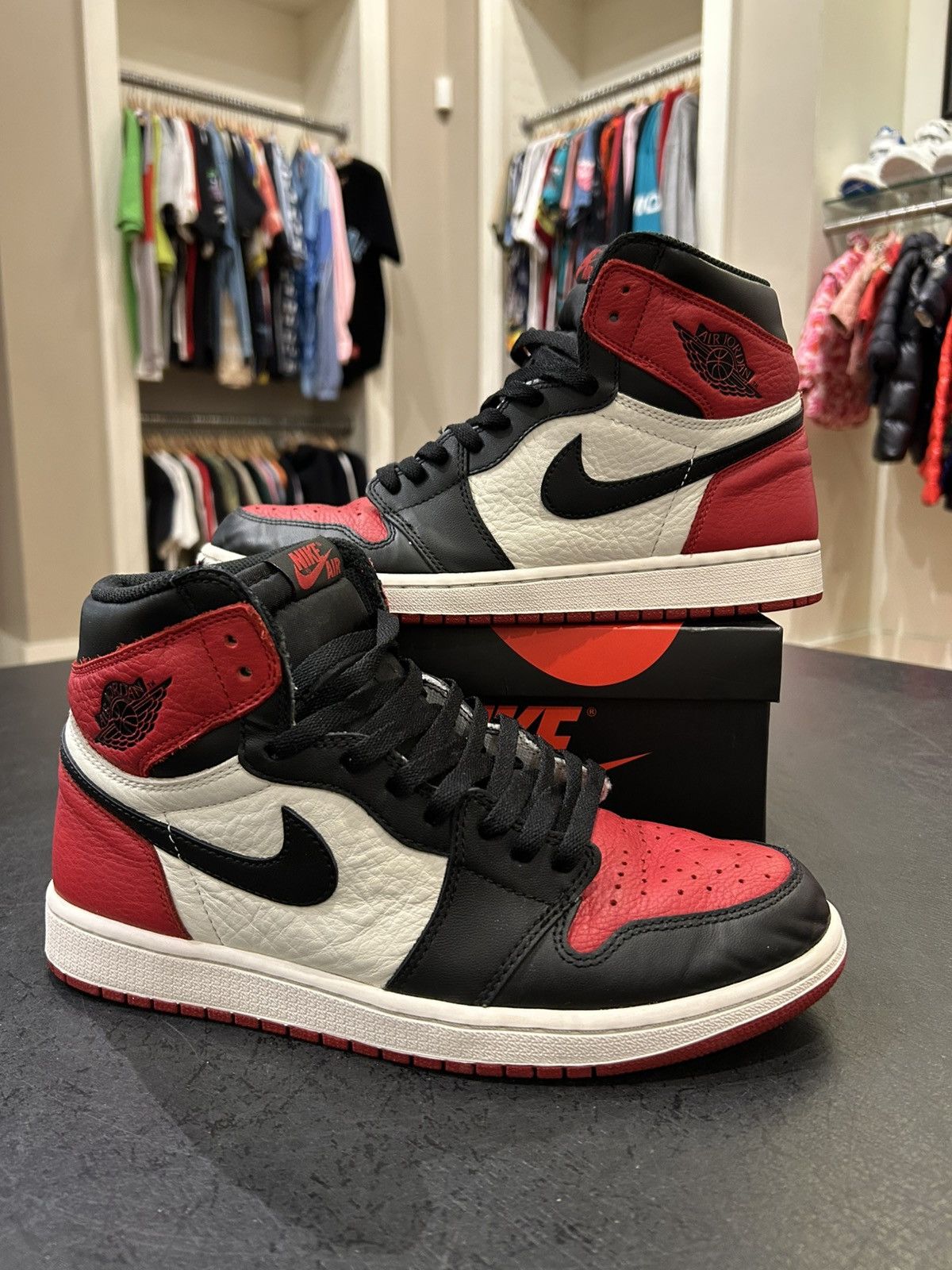 Jordan Brand Jordan 1 Retro ‘Bred Toe’ Size US 10.5 / EU 43-44 - 2 Thumbnail