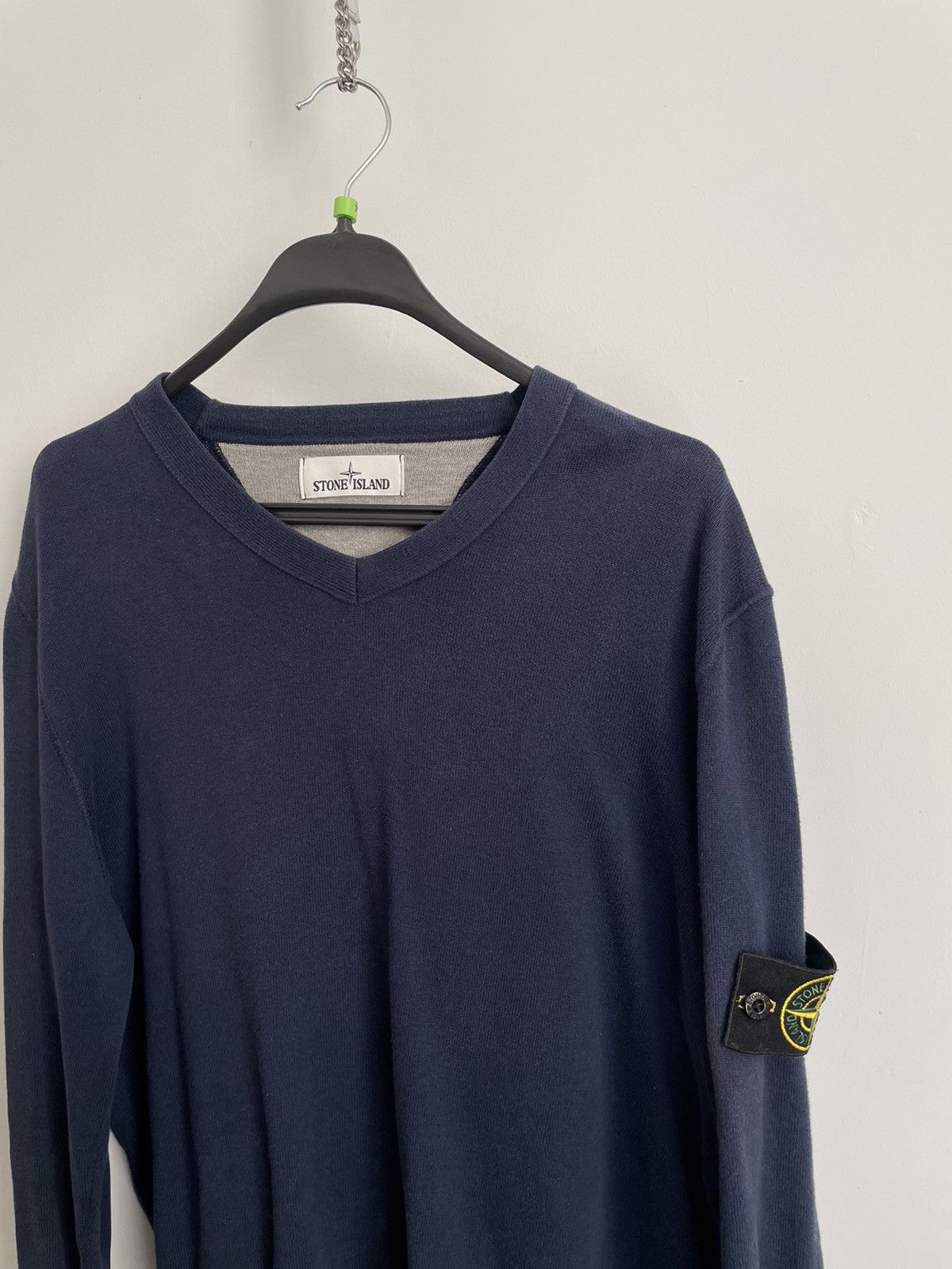 Stone Island STONE ISLAND RETRO V NECK SWEATER Size US XL / EU 56 / 4 - 2 Thumbnail