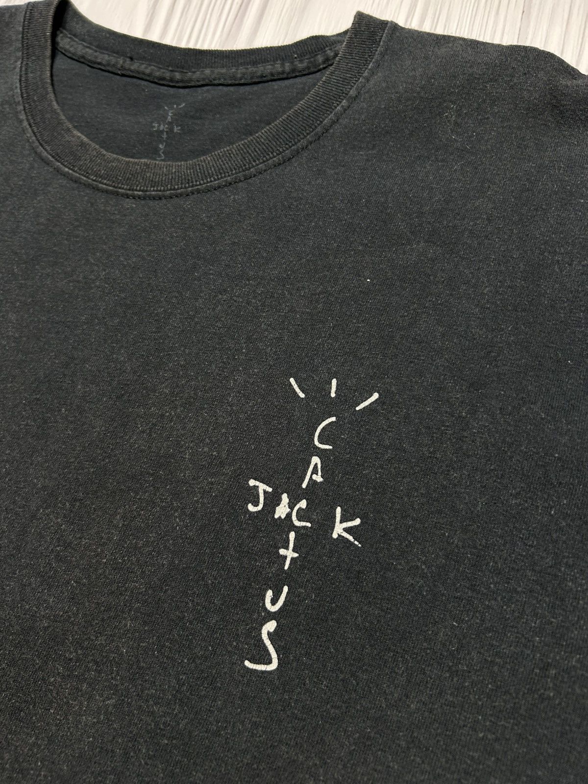 Travis Scott Cactus Jack Travis Scott Jack Boys T-Shirt Size M Size US M / EU 48-50 / 2 - 15 Thumbnail