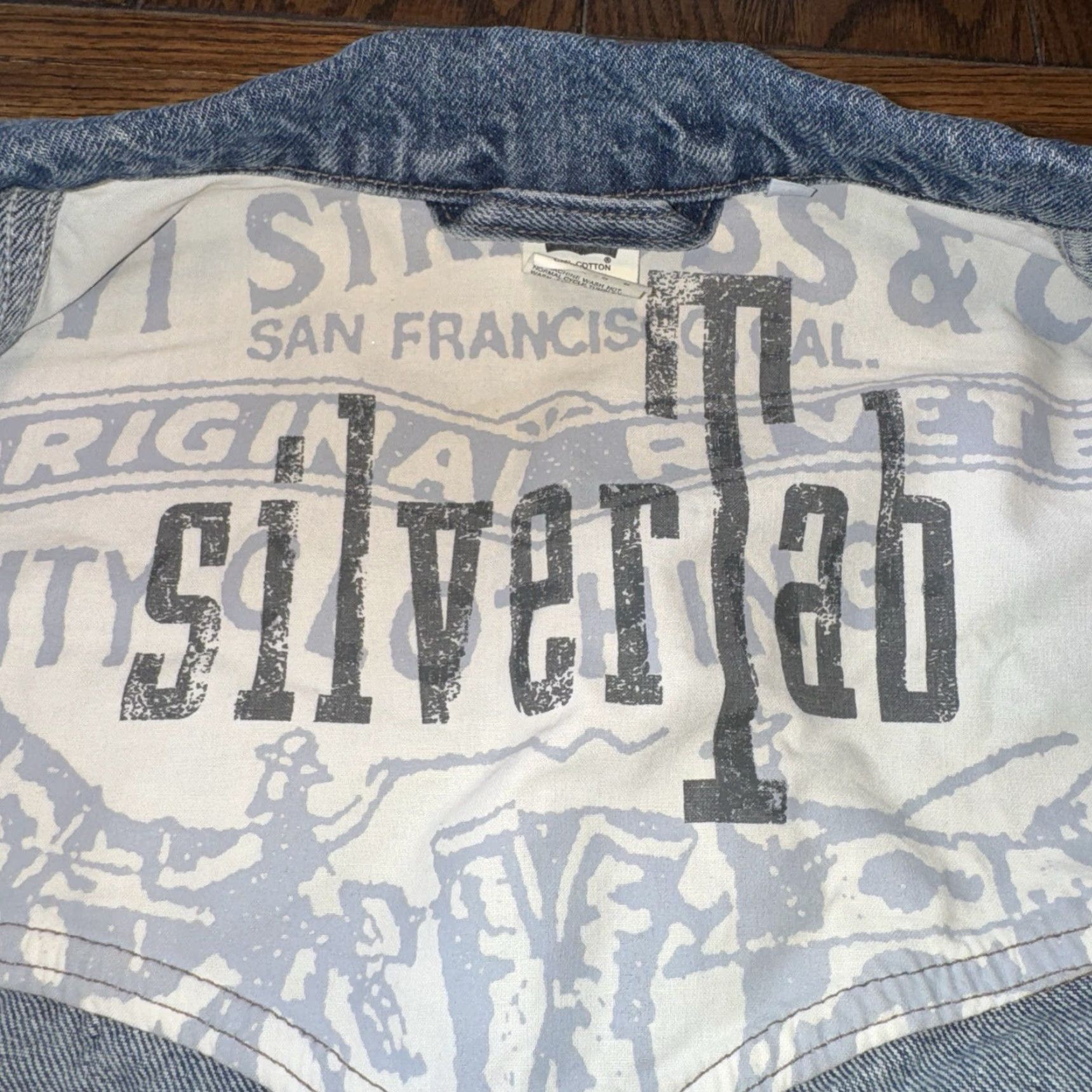 Levi's VINTAGE Levi's Trucker Jacket Mens L Blue Stonewash Denim Buckle 90s Size US L / EU 52-54 / 3 - 4 Thumbnail