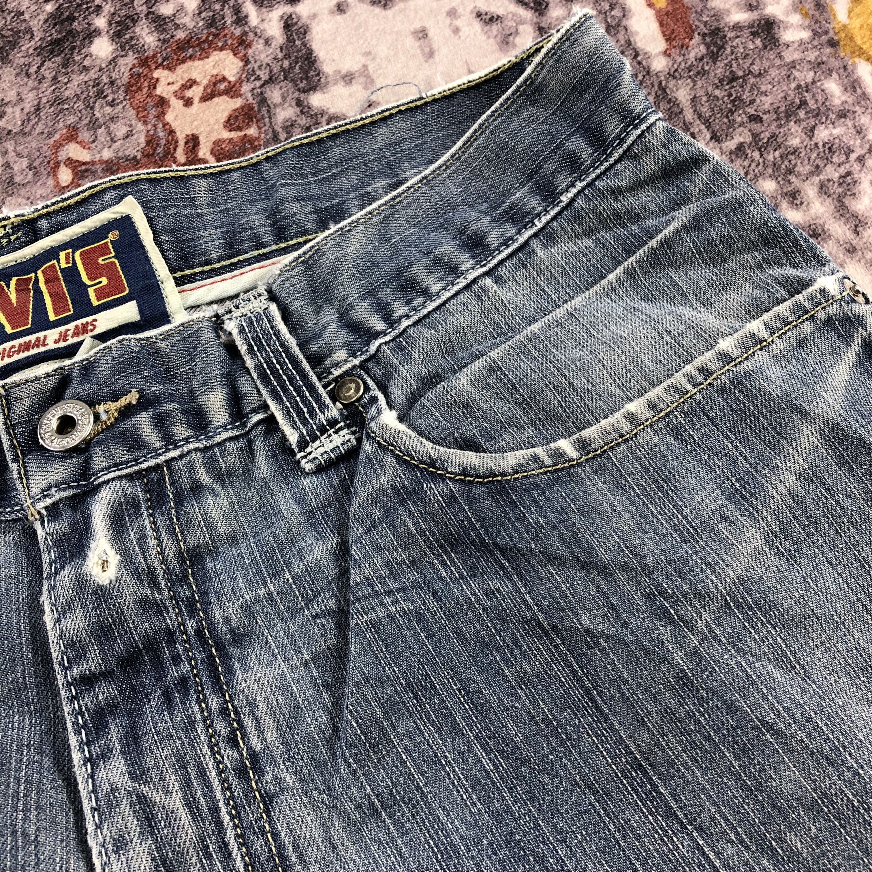 Levi's × Vintage Vintage Blue Wash Levis 569 Jeans-JM2942 Size US 34 / EU 50 - 12 Thumbnail