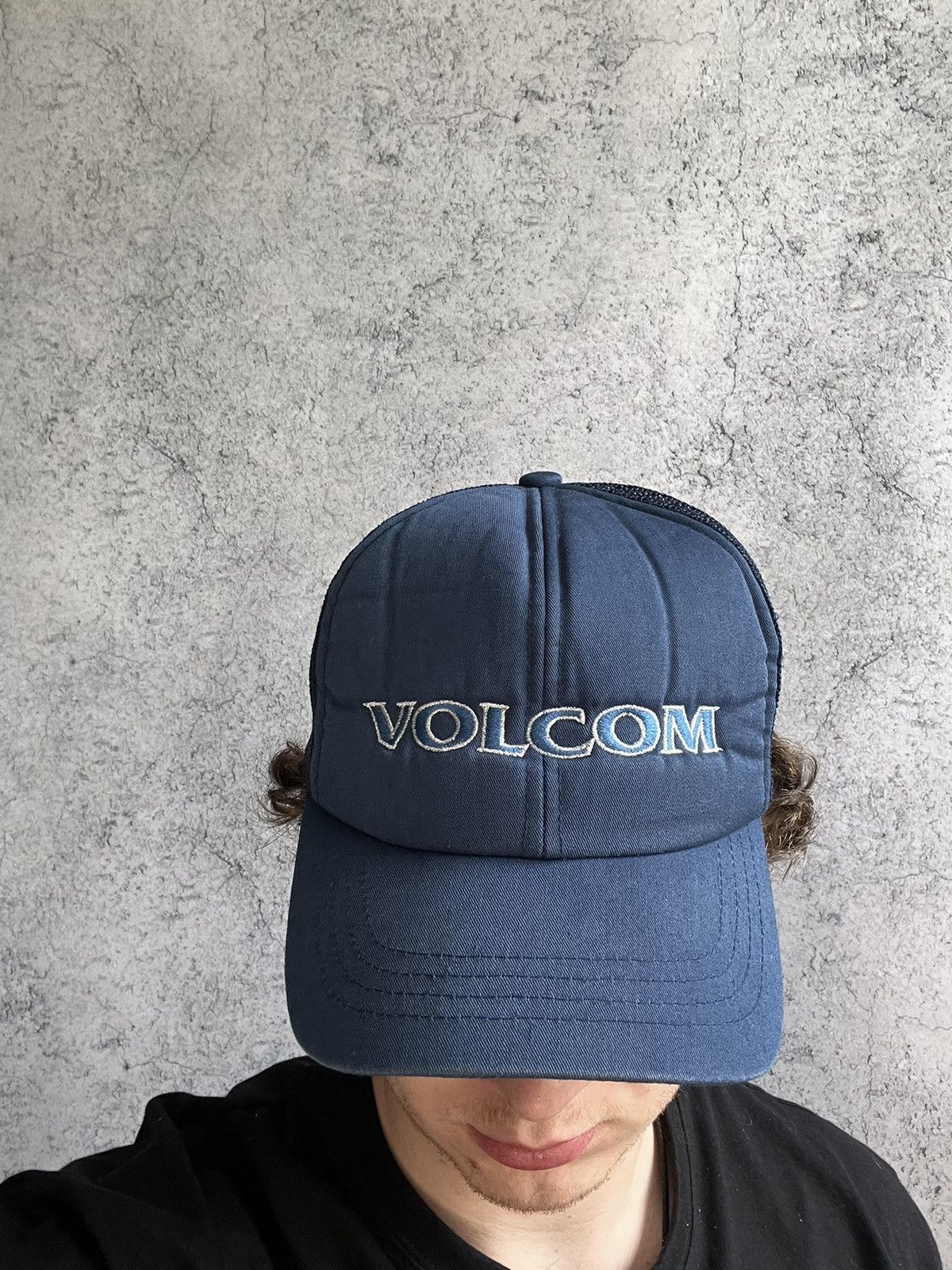 Volcom Volcom Vintage Trucker Cap Blue One Size Made In Korea Size ONE SIZE - 4 Thumbnail