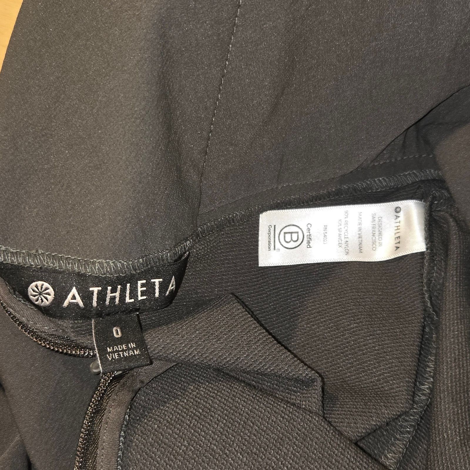 Athleta Athleta Wander Slim Straight Crop sz 0 gray Size 25" / US 0 / IT 36 - 7 Thumbnail