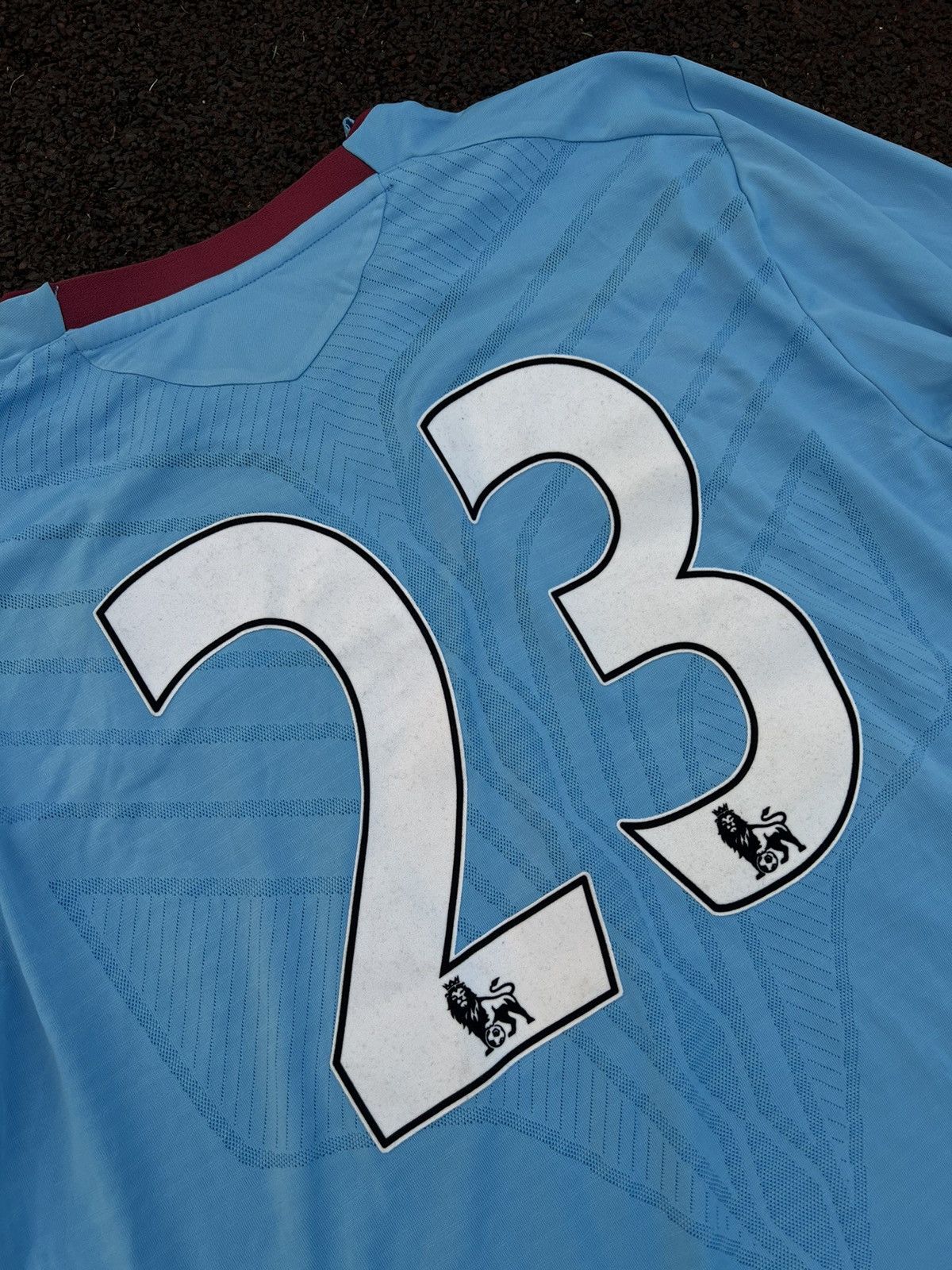 Umbro Umbro West Ham United 2008 Jersey Long sleeve Size US XL / EU 56 / 4 - 7 Thumbnail