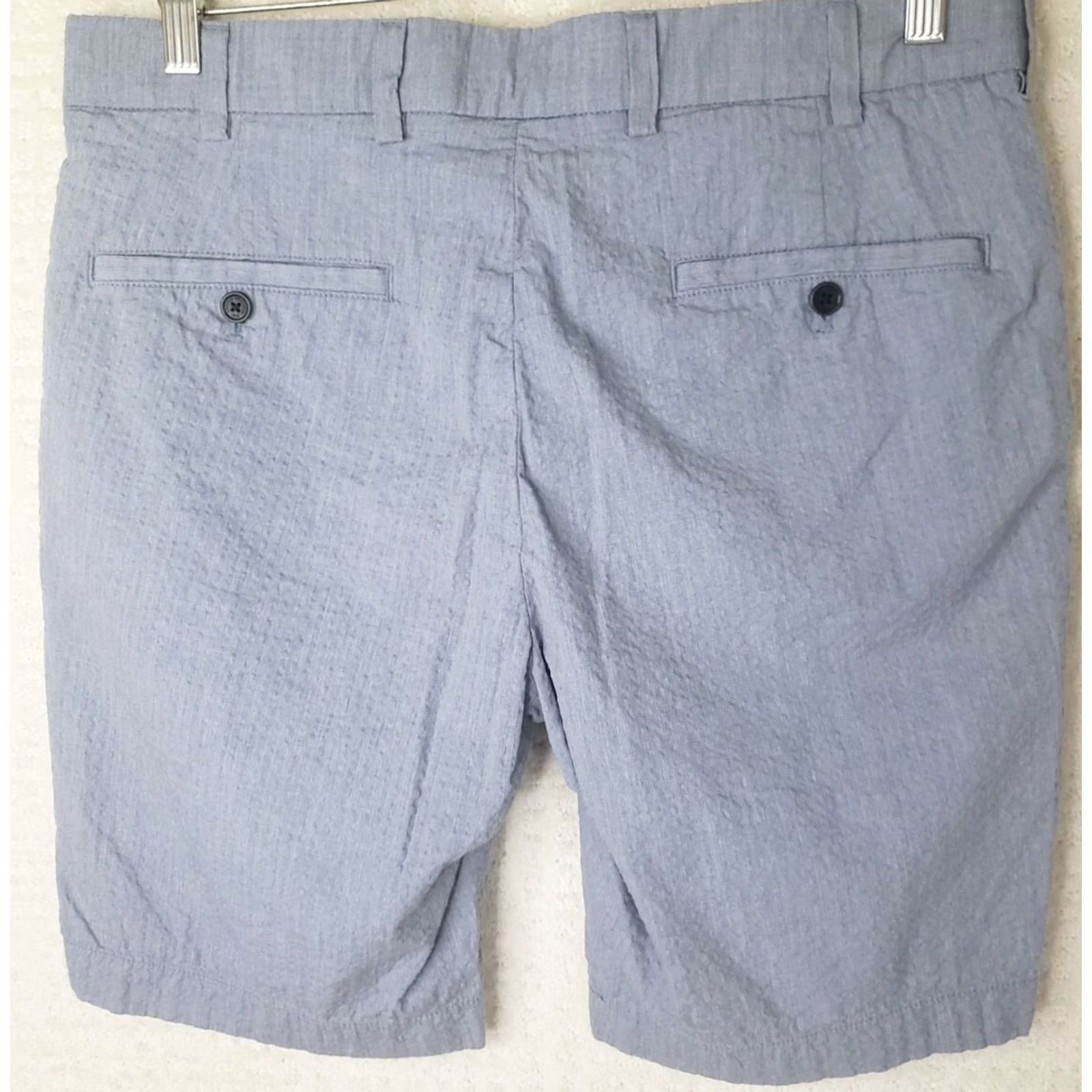 Brooks Brothers Brooks Brothers Bermuda Shorts Men's 34x9.5" Cotton Seersucker Stripe Navy Gray Seersucker Zip Front Casual Shorts Vintage No, 34, Regular Fit Size US 34 / EU 50 - 7 Thumbnail