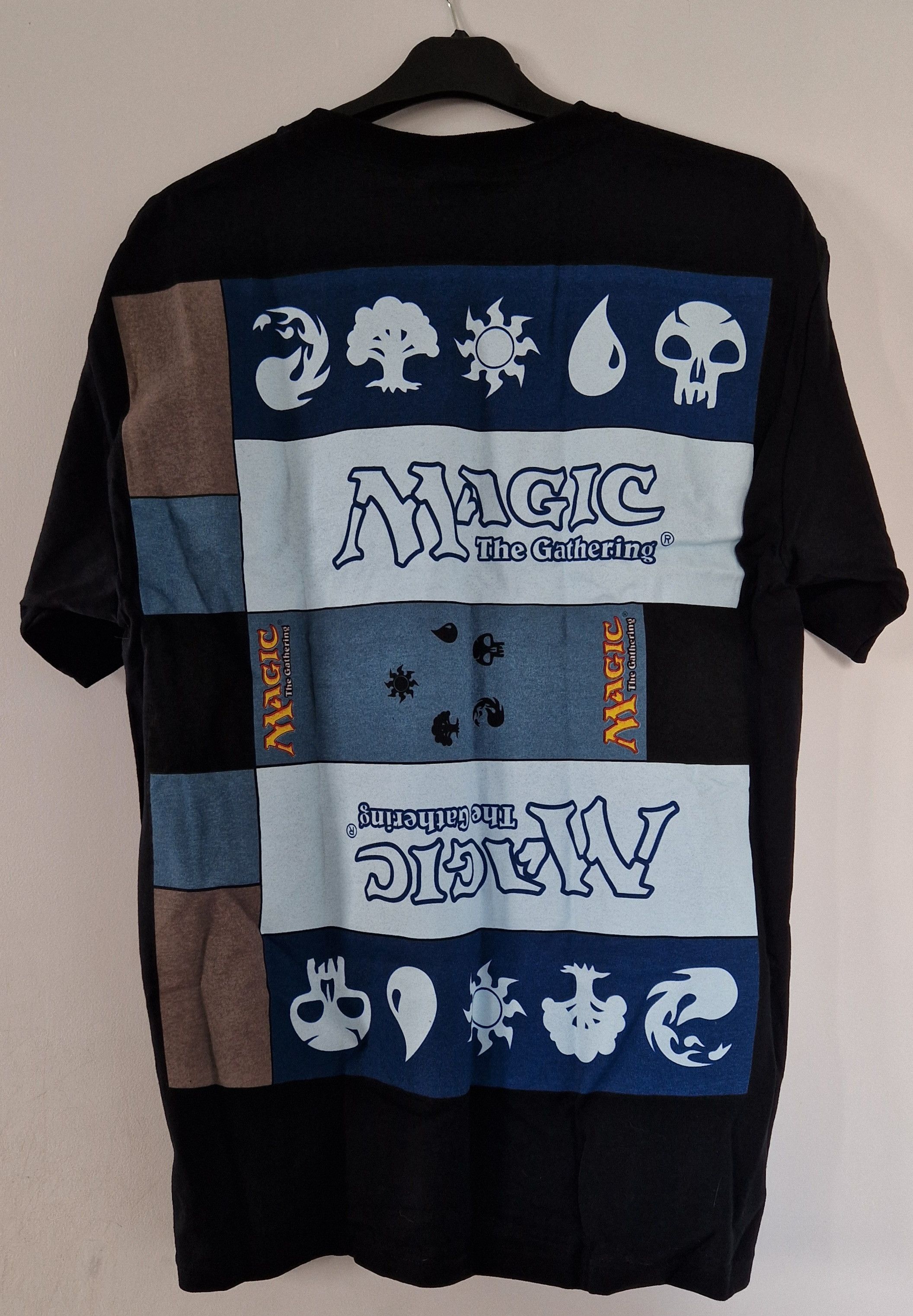 Fruit Of The Loom Magic The Gathering ''Check my back!'' tee with necklace Size US L / EU 52-54 / 3 - 1 Thumbnail