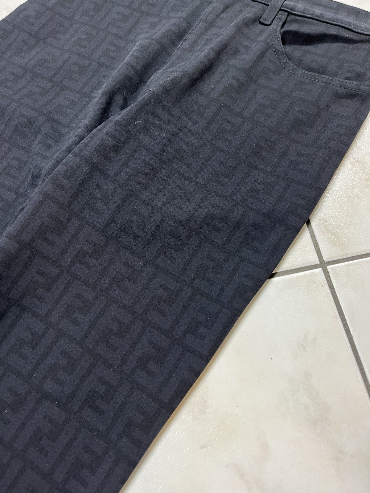 Designer × Fendi × Vintage Vintage Fendi monogram full print casual pants trousers logo Size 33" - 8 Thumbnail