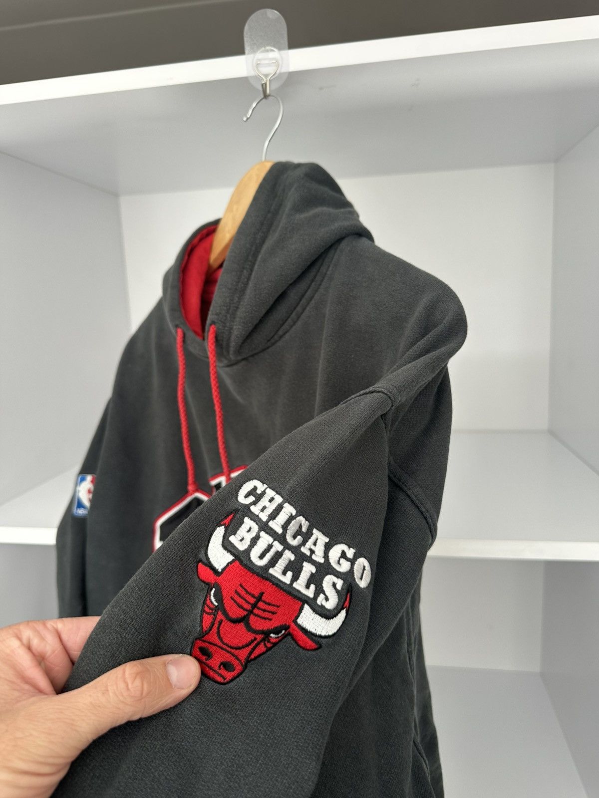 Starter Vintage Starter Chicago Bulls NBA Basketball Hoodie Sz XL Size US XL / EU 56 / 4 - 7 Thumbnail