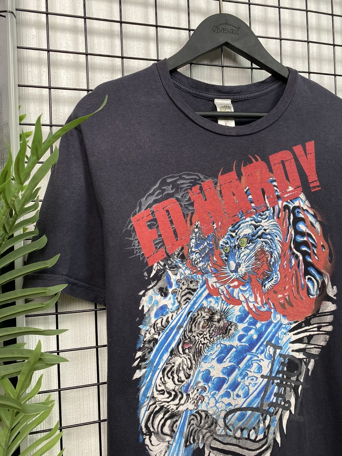 Christian Audigier × Ed Hardy × Vintage Ed Hardy Tiger Print T Shirt Christian Audigier tee Men’s L Size US L / EU 52-54 / 3 - 4 Thumbnail