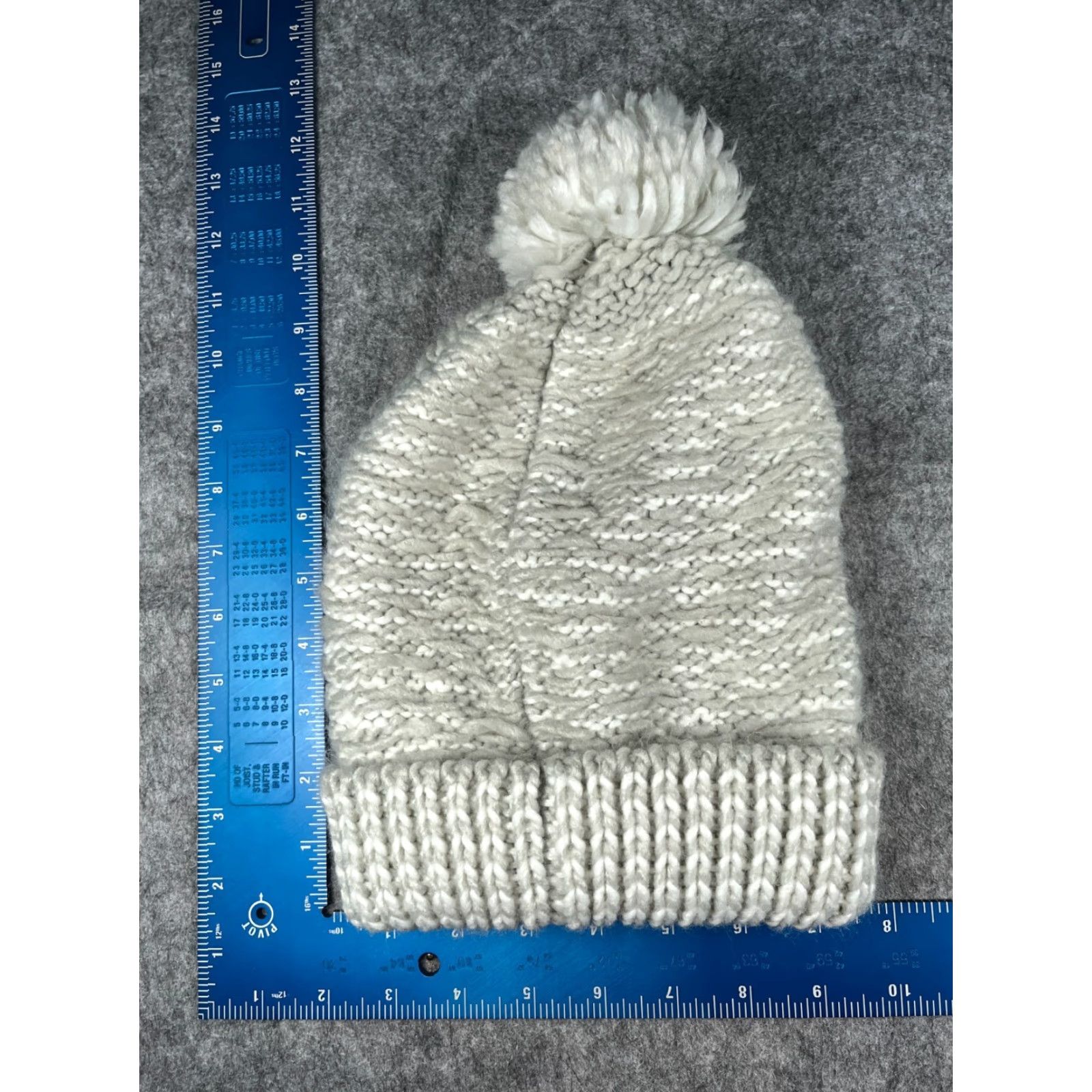 Vintage Target Beanie Knit One Size Adult Hray White 100% Acrylic Gray Beanie Outdoor Ski Adjustable Lined Womens Size ONE SIZE - 4 Thumbnail