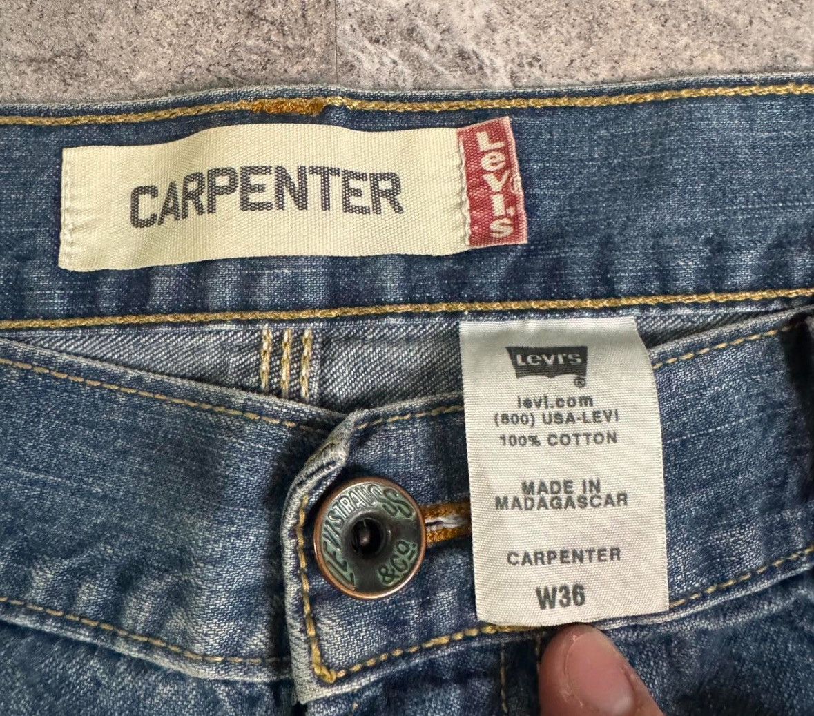 Levi's Vintage Clothing Vintage 90s Levis Carpenter Red Tab Cut Off Denim Shorts Size US 36 / EU 52 - 4 Thumbnail