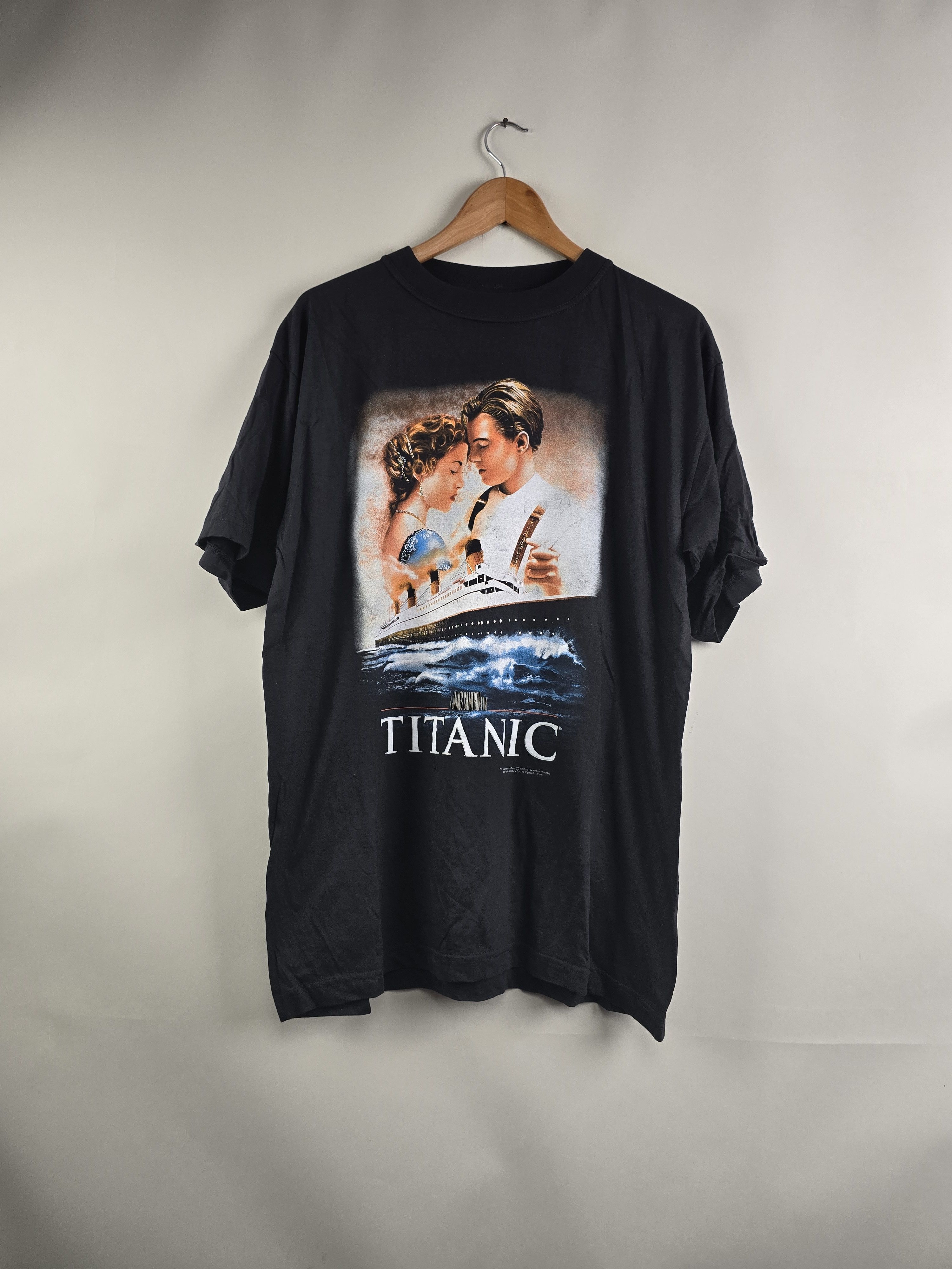 Fox Racing × Vintage 1998 James Cameron's Titanic Leonardo DiCaprio XL 23" 30" Size US XL / EU 56 / 4 - 1 Thumbnail