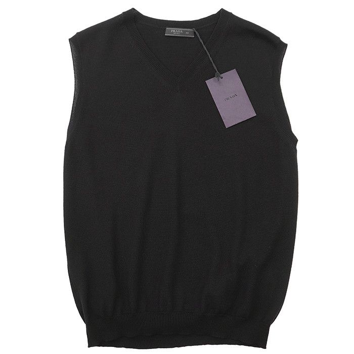 Prada Prada Prada Virgin Wool Knit Vest Textile Tops DUTY FREE for USA Size ONE SIZE - 1 Thumbnail