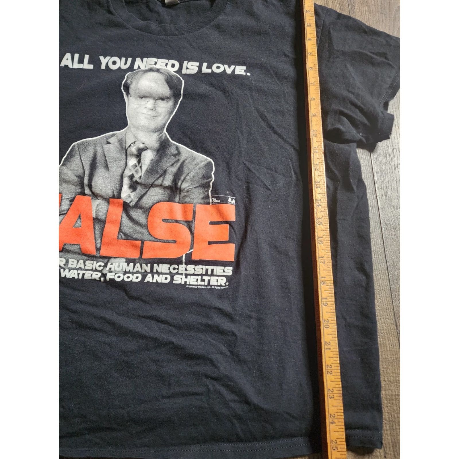Vintage VINTAGE The Office Mens L T-Shirt Crew Neck Short Sleeve Black Cotton Funny Dwight Schrute You Need Is Love FALSE Size US L / EU 52-54 / 3 - 3 Thumbnail