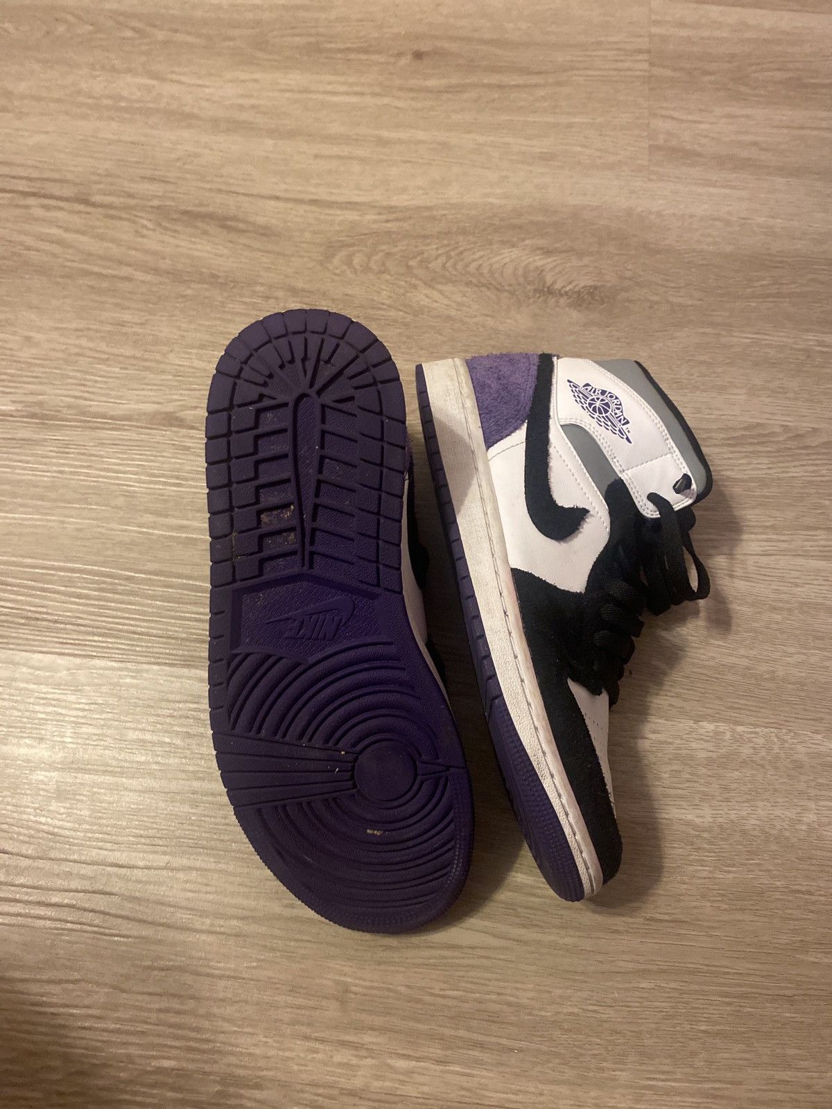 Jordan Brand Jordan 1 Purple SE Size US 8 / EU 41 - 5 Thumbnail
