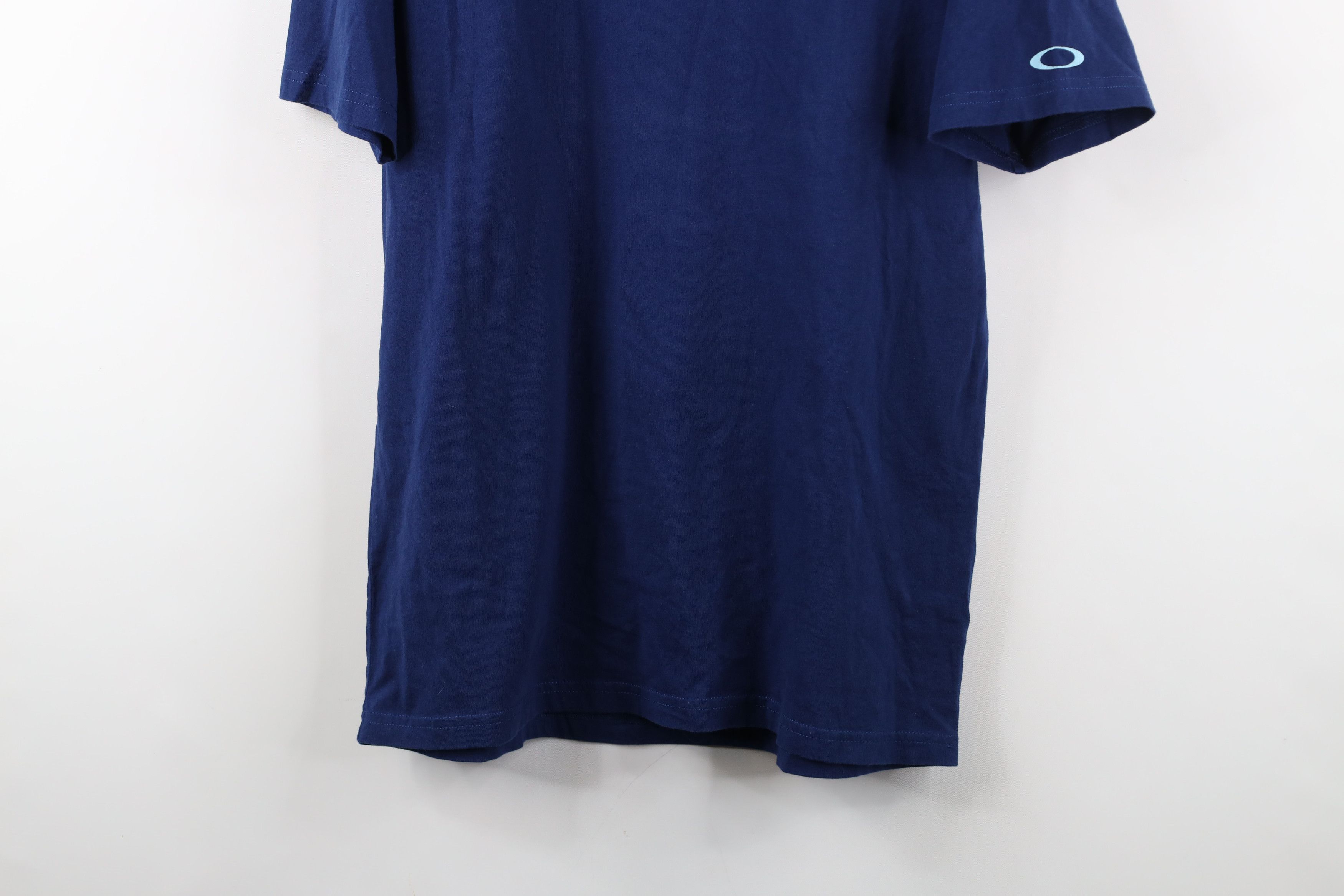 Oakley × Vintage Vintage Y2K Oakley Faded Spell Out Block Letter T-Shirt Blue Size US L / EU 52-54 / 3 - 3 Thumbnail