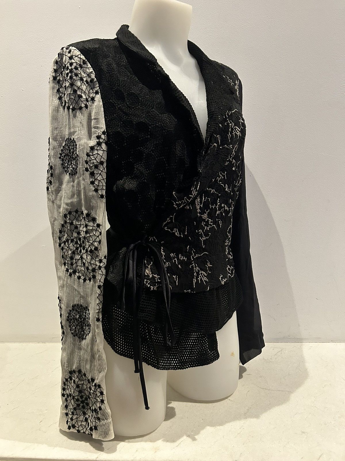 Ann Demeulemeester Stunning silk Ann demeulemeester wrap top/jacket Size S / US 4 / IT 40 - 1 Thumbnail