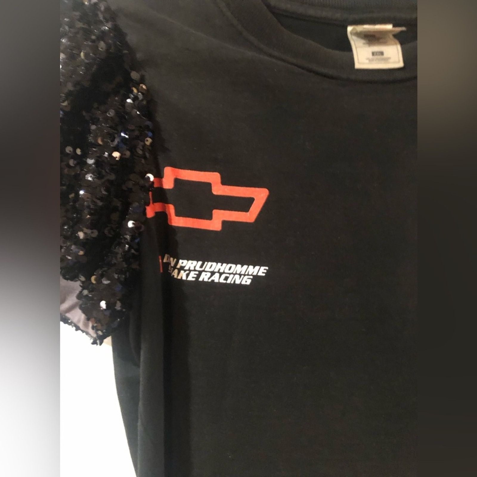 Fruit Of The Loom Cool T-shirt with puffed sequin sleeves. Size S / US 4 / IT 40 - 5 Thumbnail