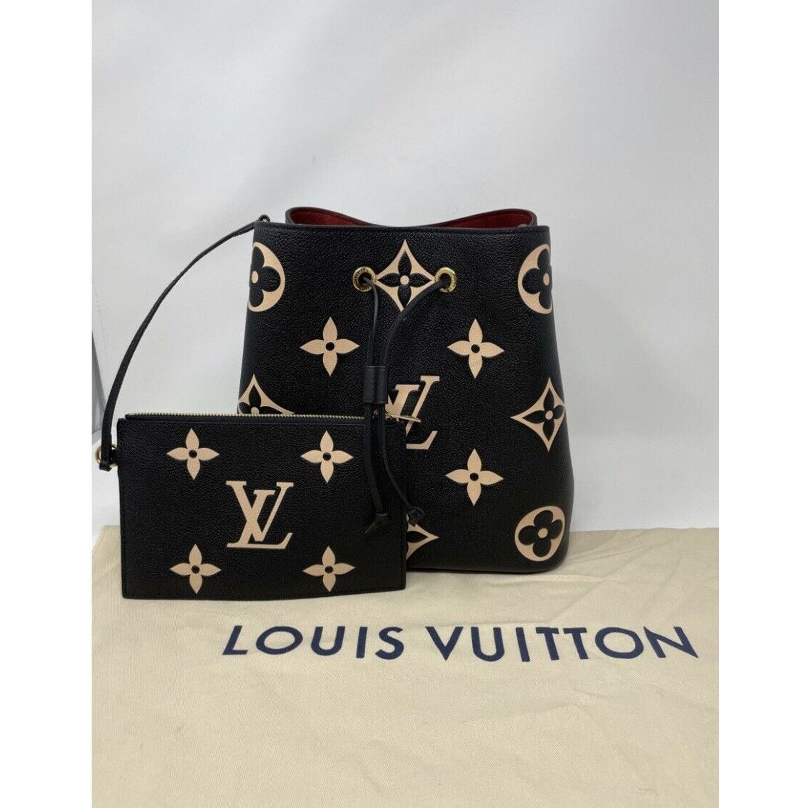 Louis Vuitton Louis Vuitton NéoNoé Shoulder Bag MM Black Leather Size ONE SIZE - 8 Thumbnail