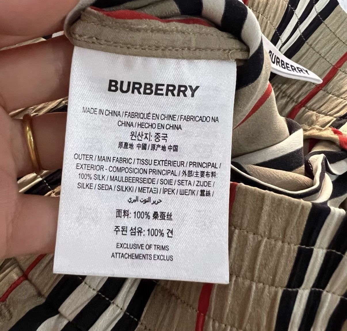 Burberry Burberry Classic Striped Short J41 Size US 40 / EU 56 - 4 Thumbnail