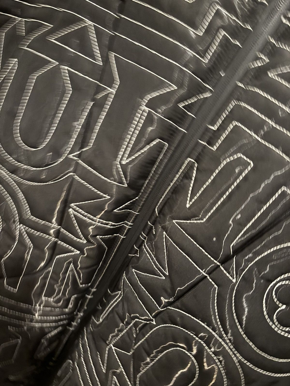 Louis Vuitton Louis Vuitton Black & White Snow 1 Capsule Puffer Jacket Size US L / EU 52-54 / 3 - 3 Thumbnail