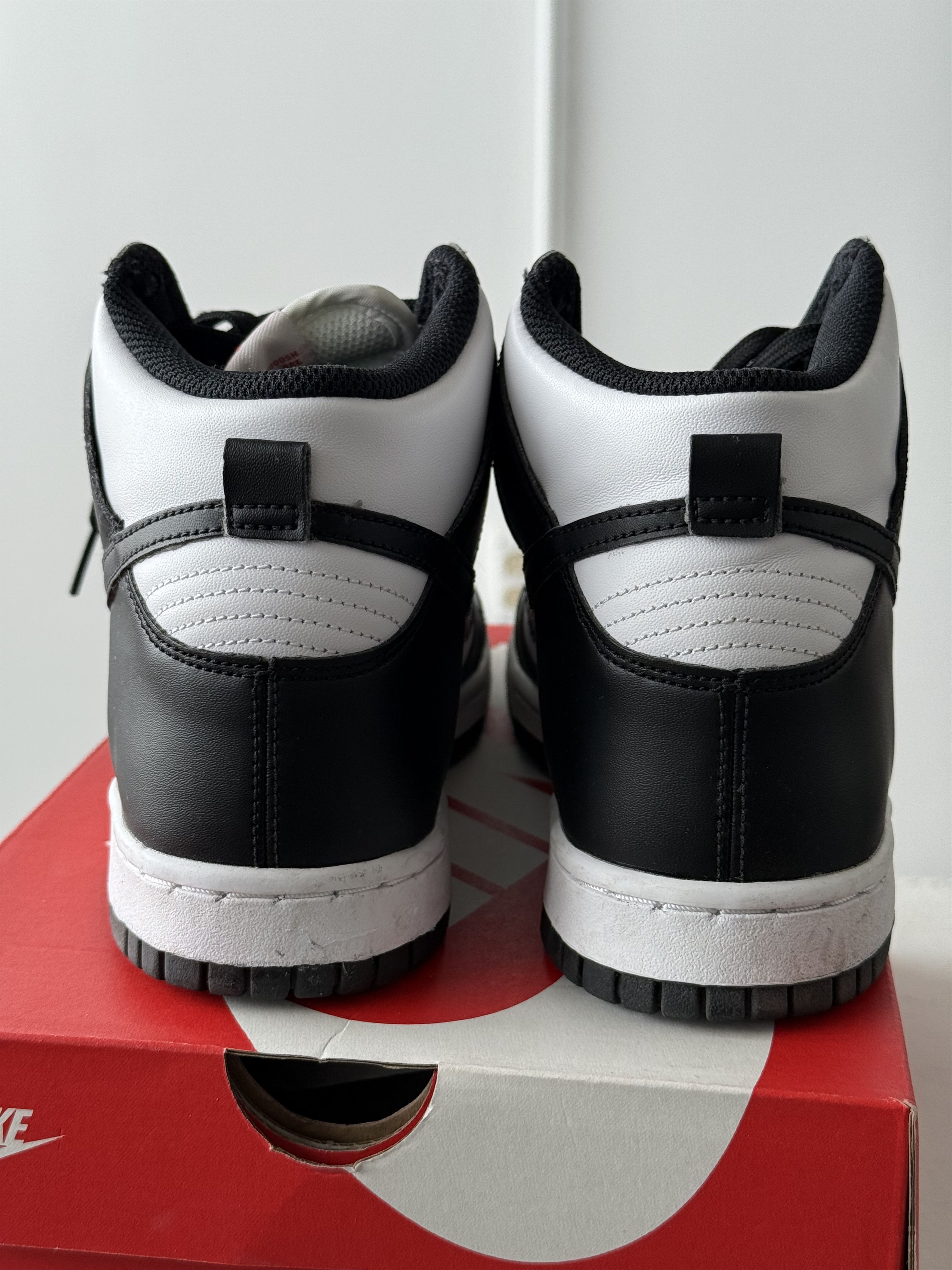 Nike Nike Dunk High GS Black White DB2179-103 size 6Y / wmn 7.5 Size US 7.5 / IT 37.5 - 8 Thumbnail