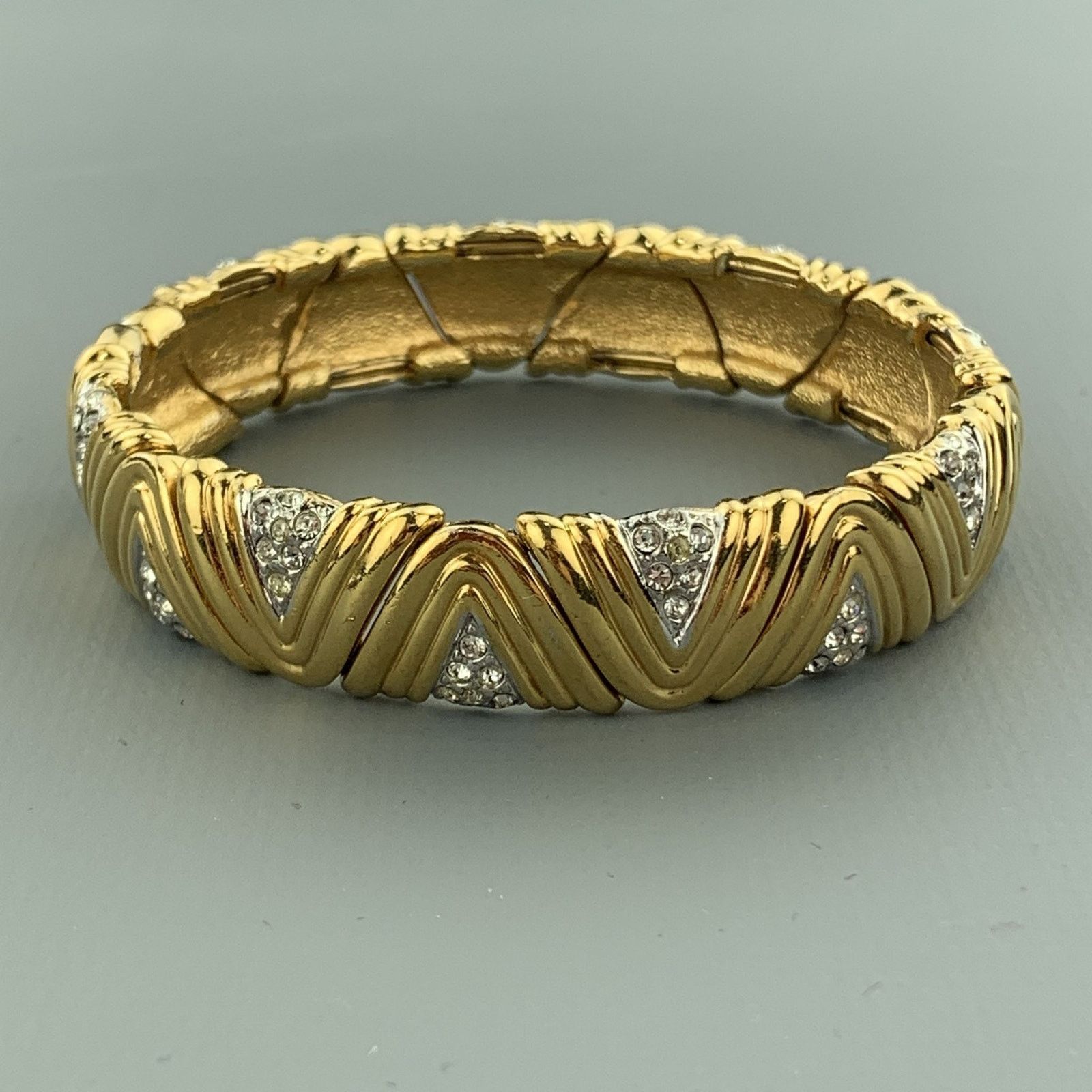Vintage Vintage Gold Tone Rhinestones Textured Open Cuff Bracelet Size ONE SIZE - 6 Thumbnail