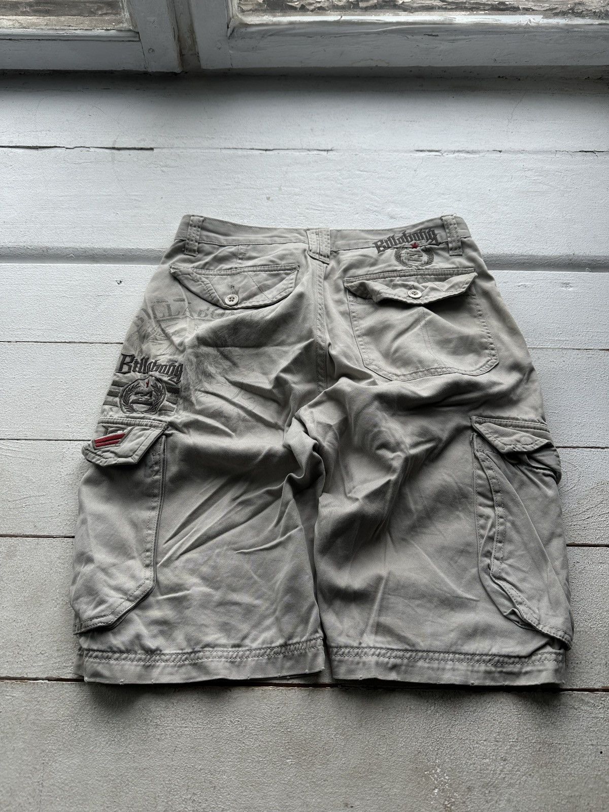 🚨RARE BILLABONG BIG LOGO CARGO SHORTS Y2K SURF VINTAGE