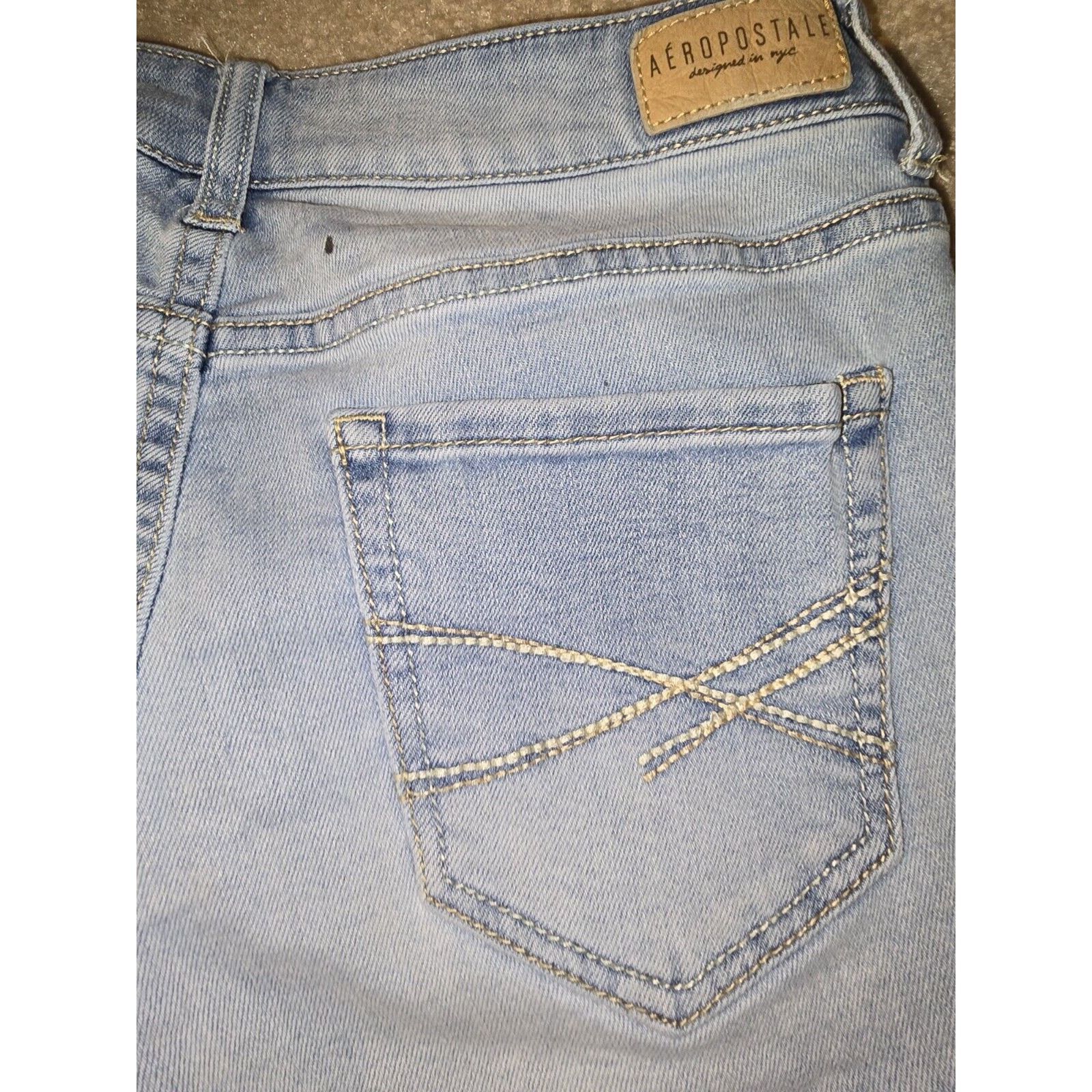 Aeropostale Aeropostale Shorts Womens Size 2 Distressed Low rise Denim Size 26" / US 2 / IT 38 - 8 Thumbnail
