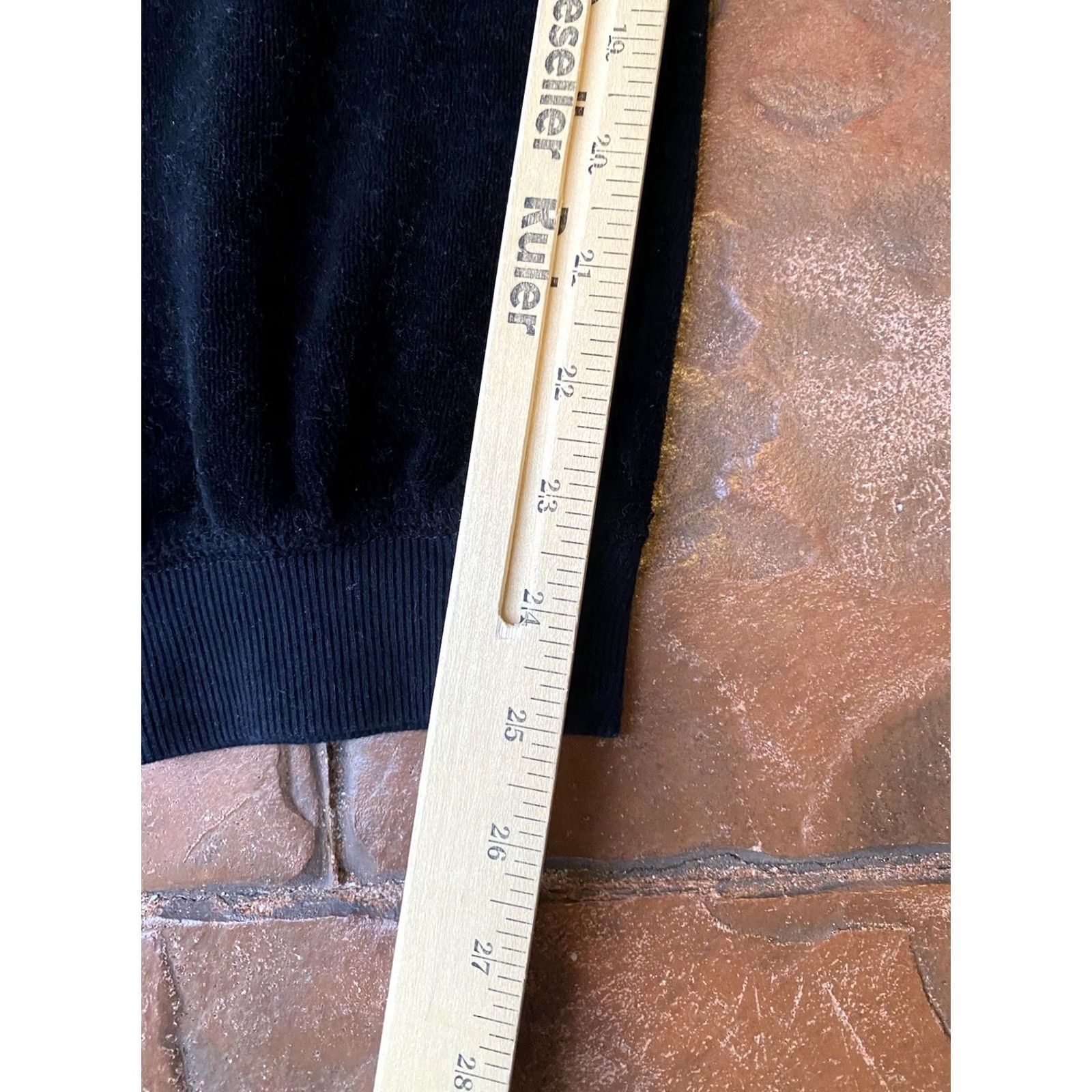 Juicy Couture VINTAGE Juicy Couture x Forever 21 Velour Jogger Sweatpants M Black Rhinestones Sweatpants Women Size 32" / US 10 / IT 46 - 5 Thumbnail