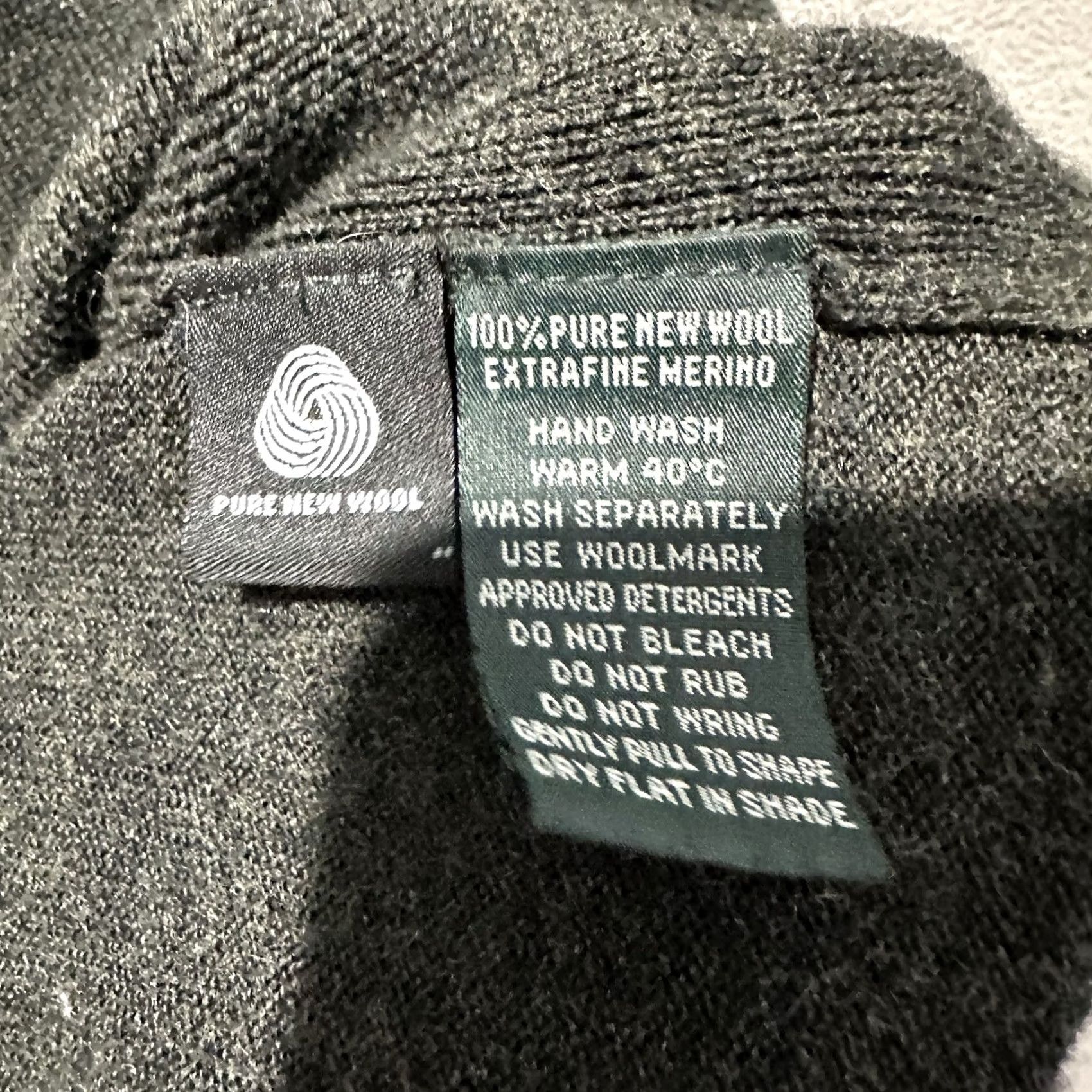 Rodd & Gunn Rodd Gunn Sweater Men Green Merino Wool V-neck Roll Neck Pocket 3XL (Fits Large) Size US XXL / EU 58 / 5 - 6 Thumbnail