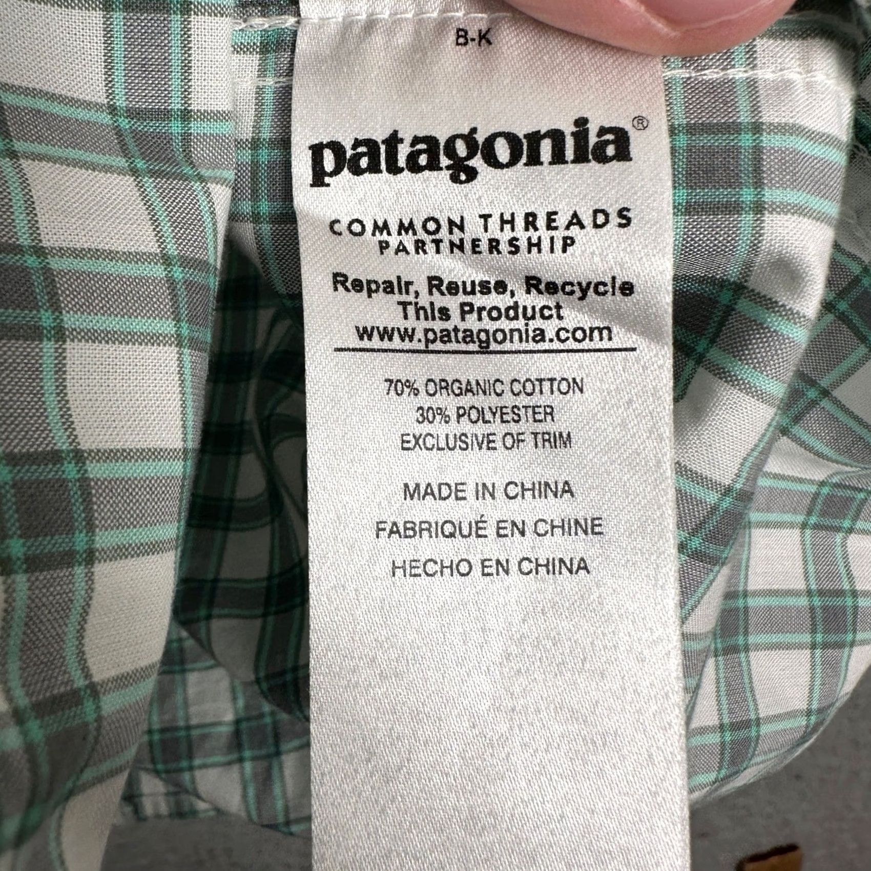 Patagonia Patagonia Shirt Mens Medium Green Button Up Plaid Long Sleeve EUC Size US M / EU 48-50 / 2 - 5 Thumbnail