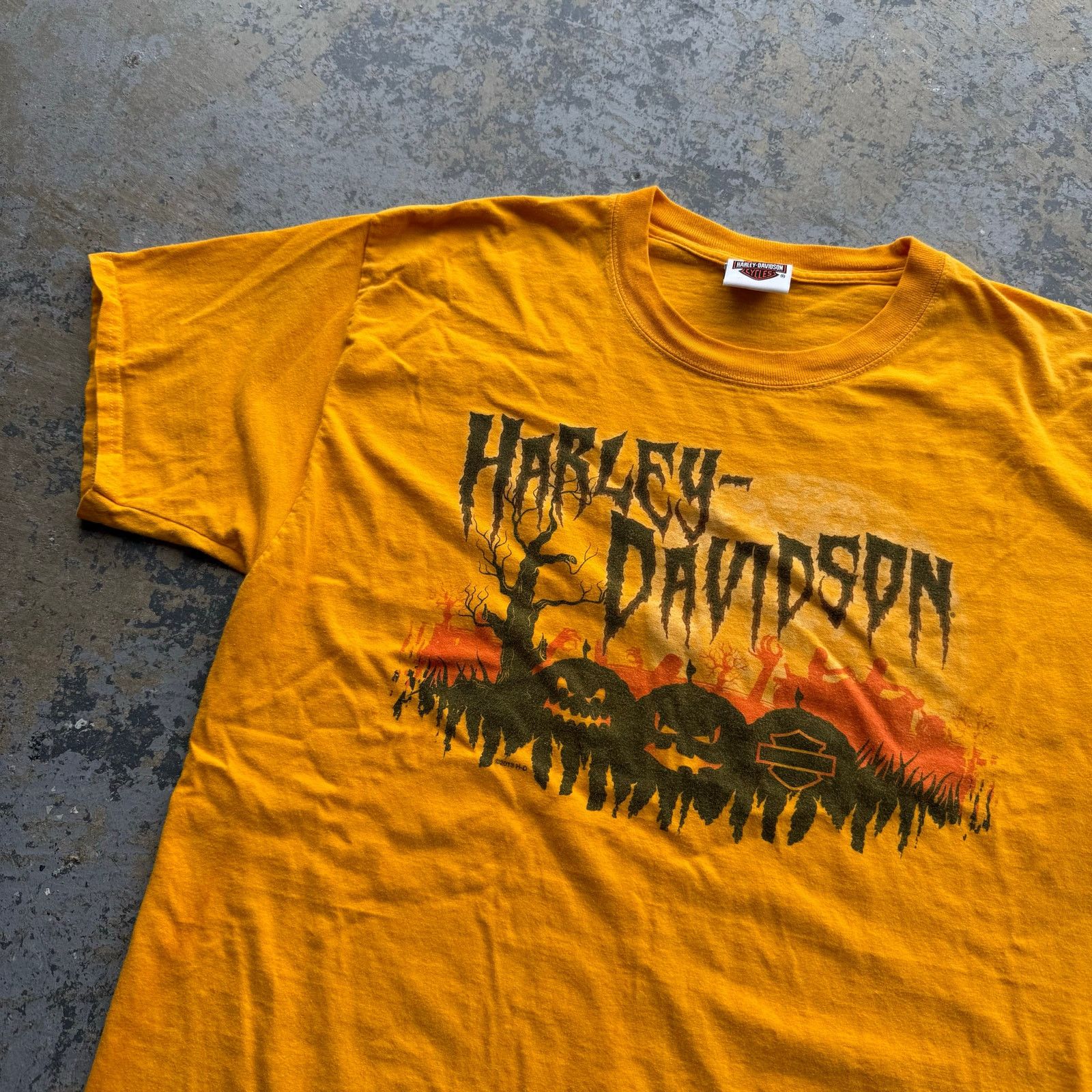 Harley Davidson Y2K Harley Davidson Halloween Jack O Lantern Tee L Size US L / EU 52-54 / 3 - 1 Thumbnail