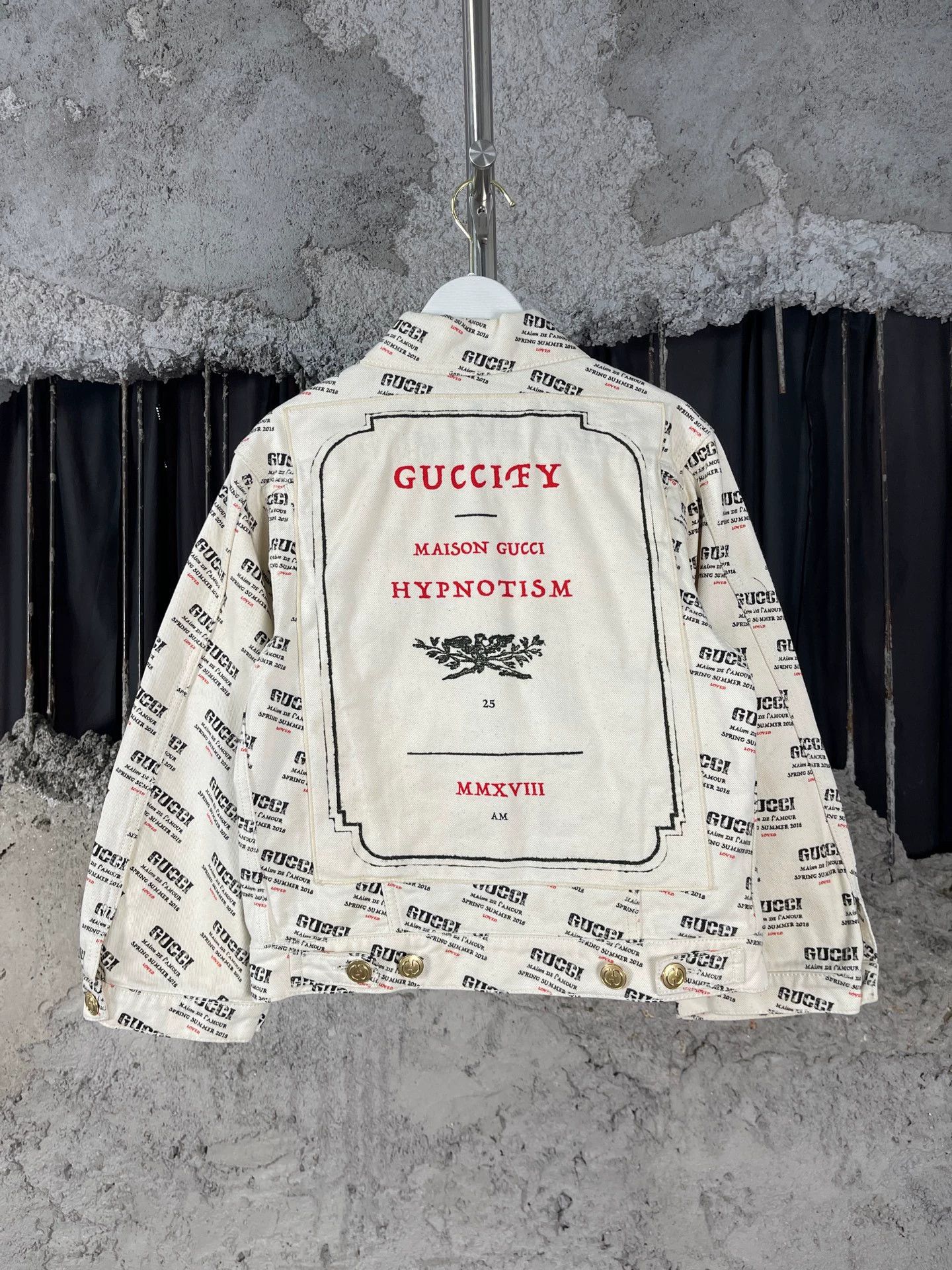 Gucci Gucci denim jacket women's size 36 Size XS / US 0-2 / IT 36-38 - 2 Thumbnail