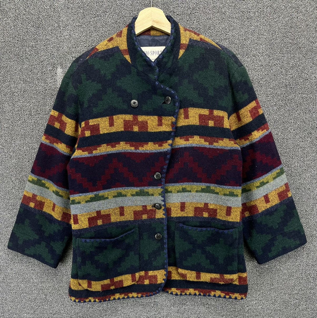 Japanese Brand Vintage Gio Sport Native Navajo Wool Jacket Size L / US 10 / IT 46 - 1 Thumbnail