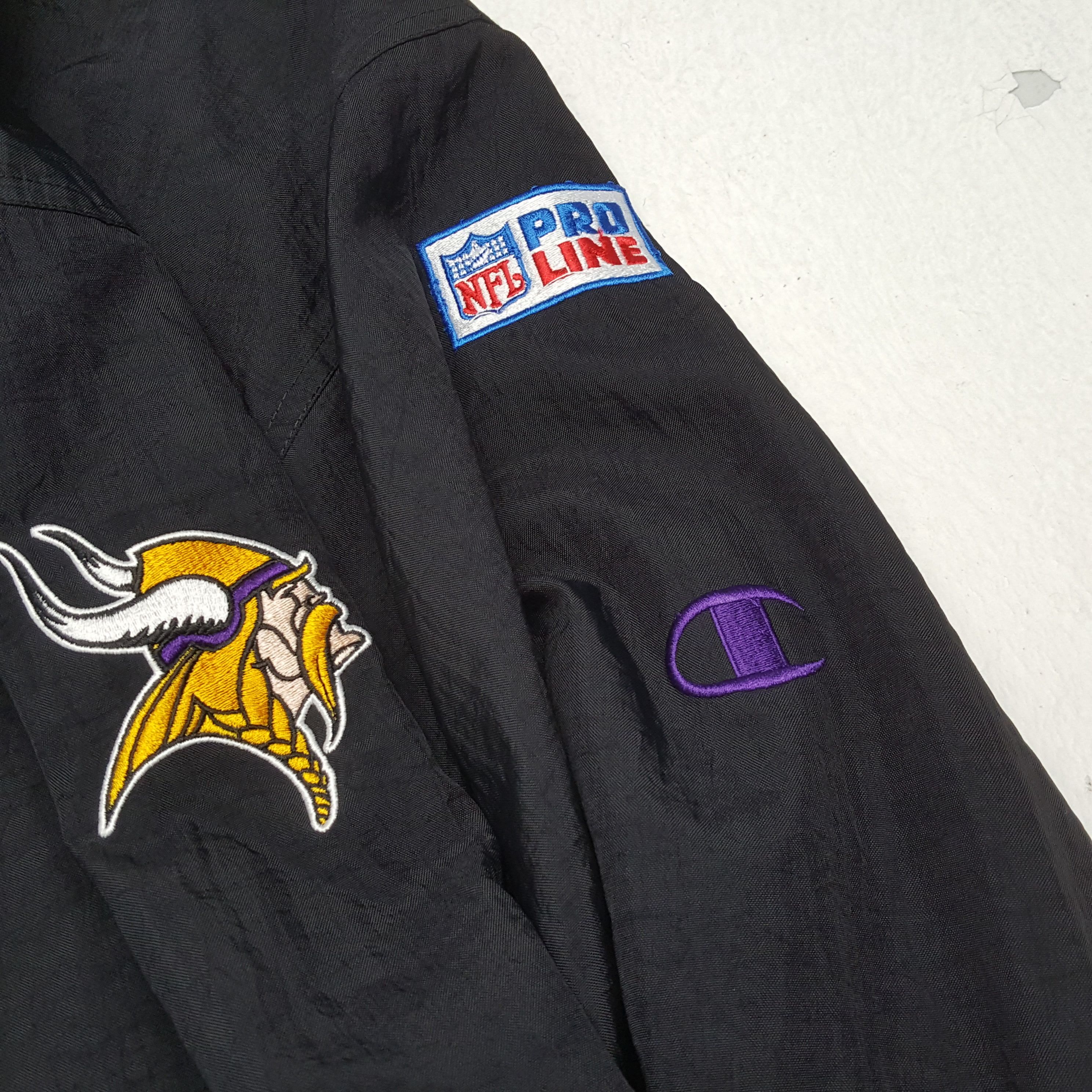 Champion × NFL × Vintage Vintage MINNESOTA VIKING NFL CHAMPION Team Sweatshirts Size US XL / EU 56 / 4 - 7 Thumbnail