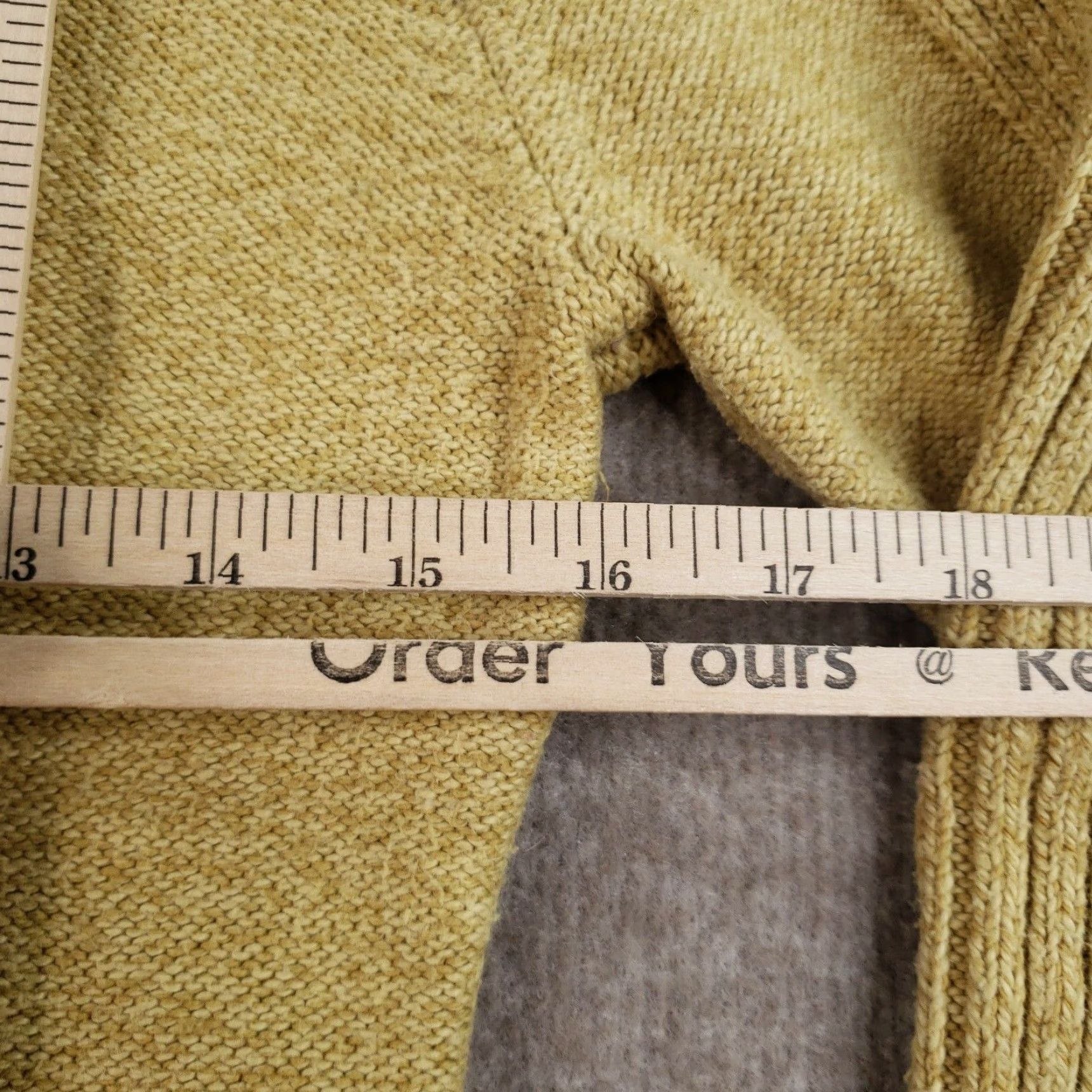 Vintage Sundance Sweater Womens Medium Yellow Gold Pullover Turtleneck Knit Casual Size M / US 6-8 / IT 42-44 - 4 Thumbnail