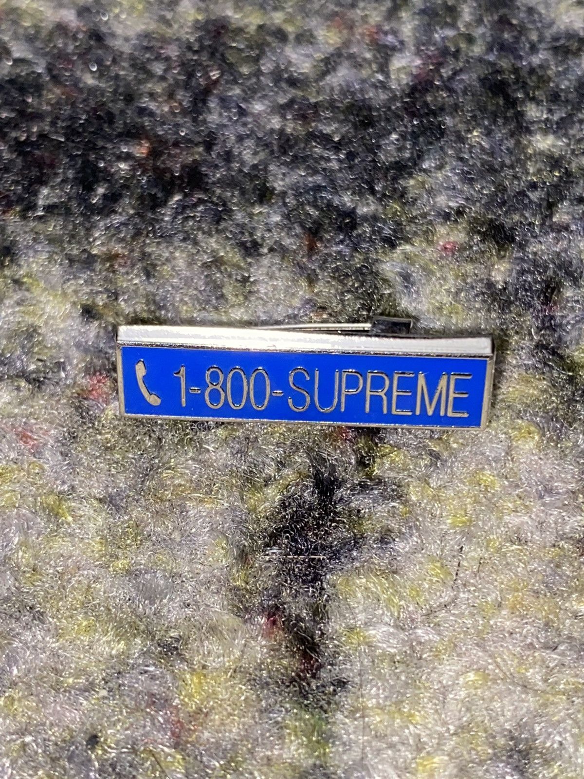 Supreme Supreme Store Phone Number Pin Size ONE SIZE - 1 Thumbnail